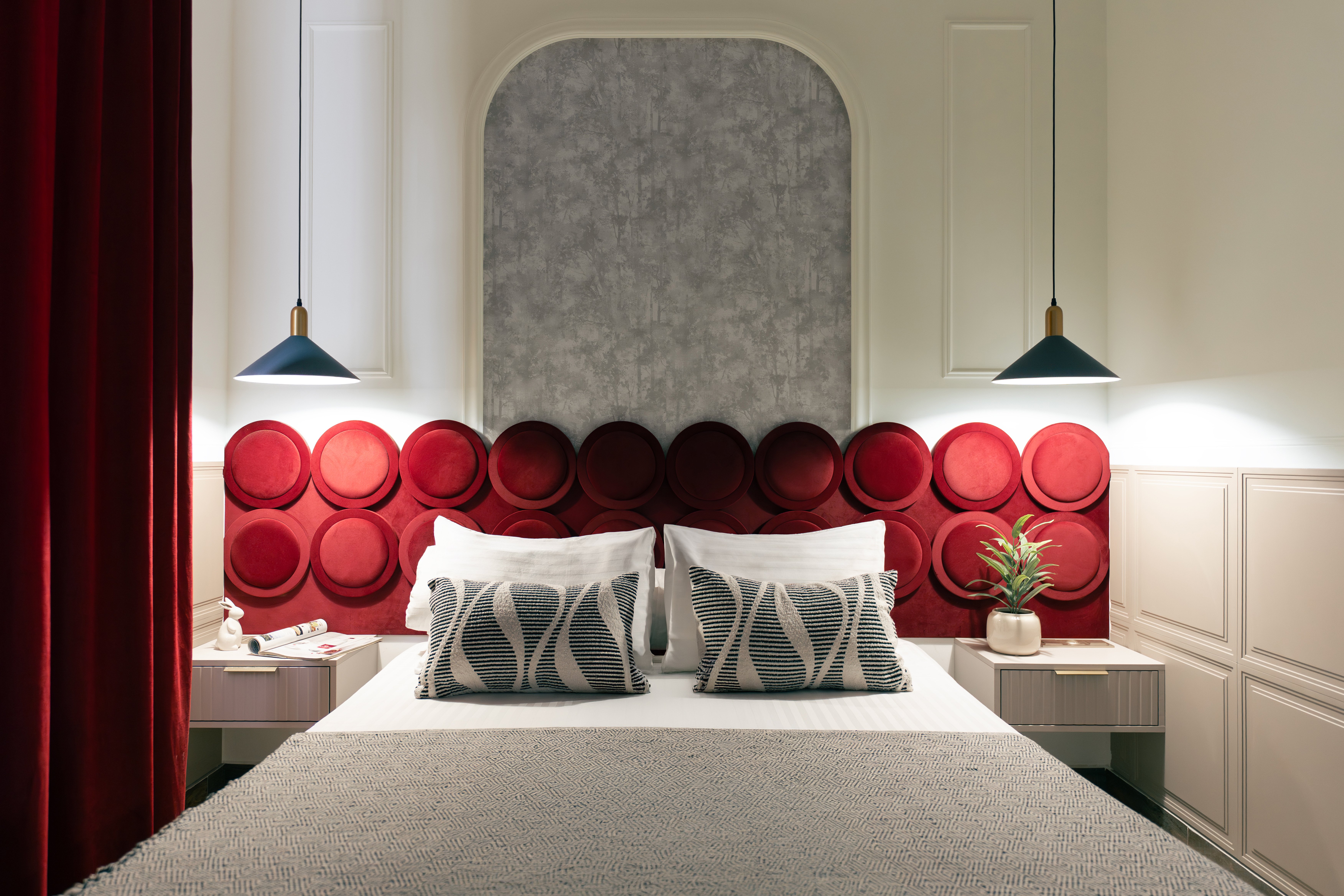 Double Deluxe One Bed