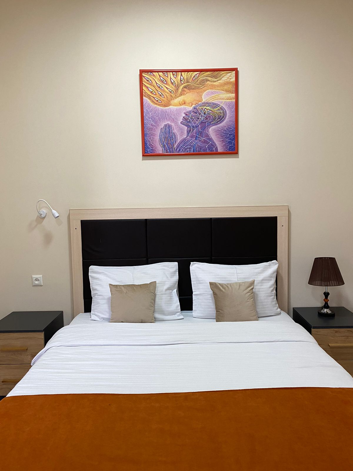 Double Deluxe One Bed