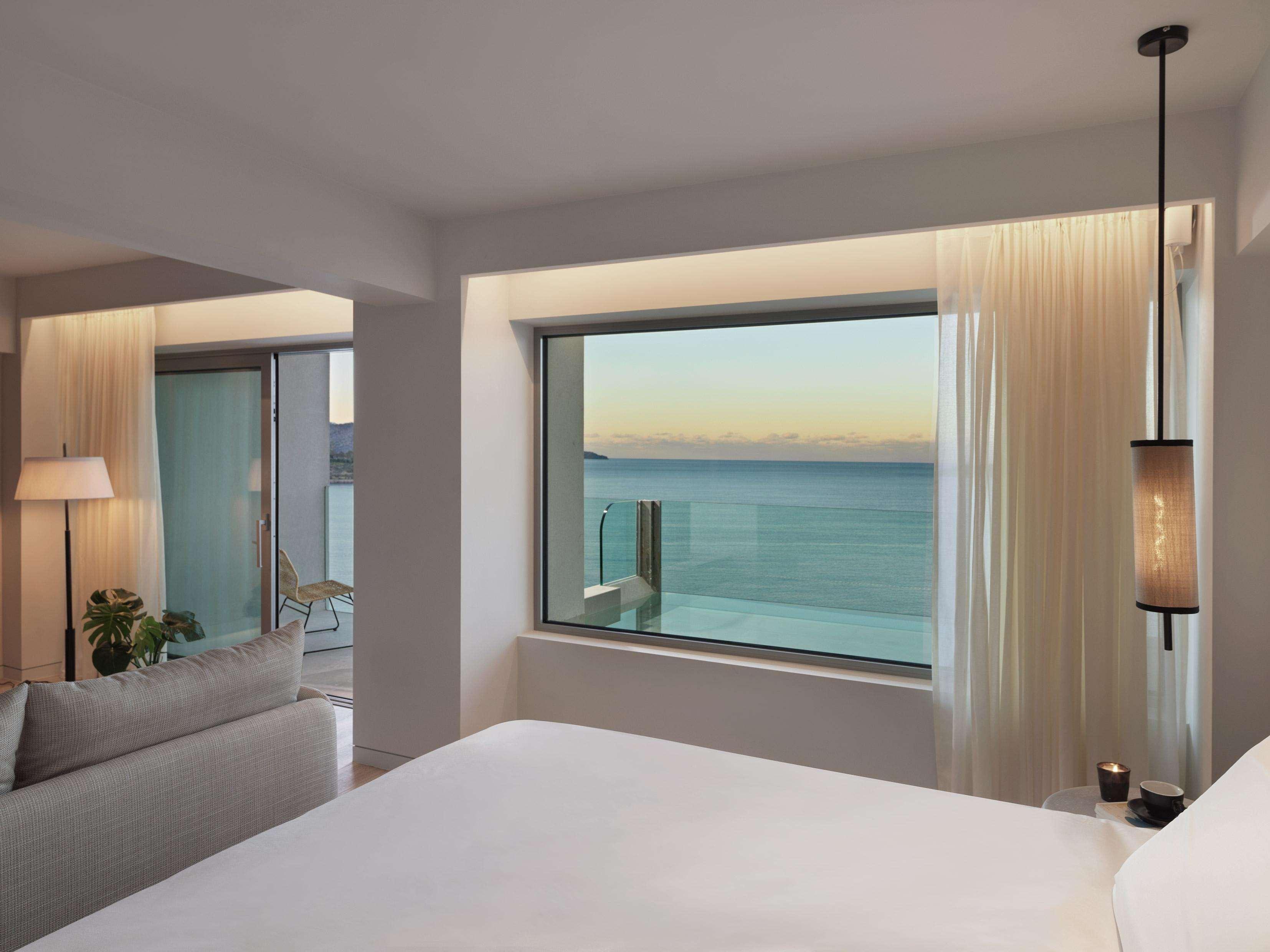 Suite Sea View with Private Pool