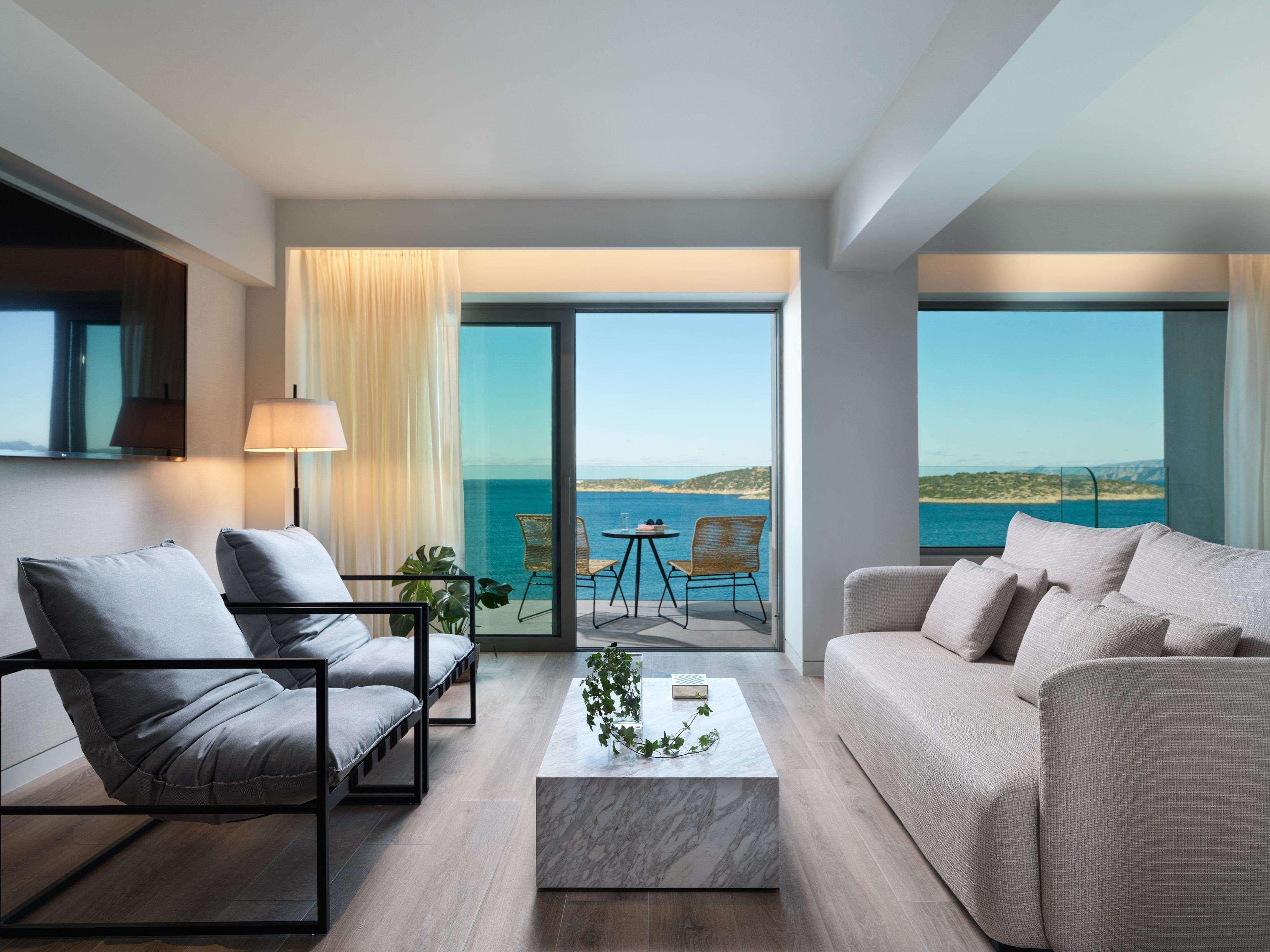 Suite Sea View with Private Pool