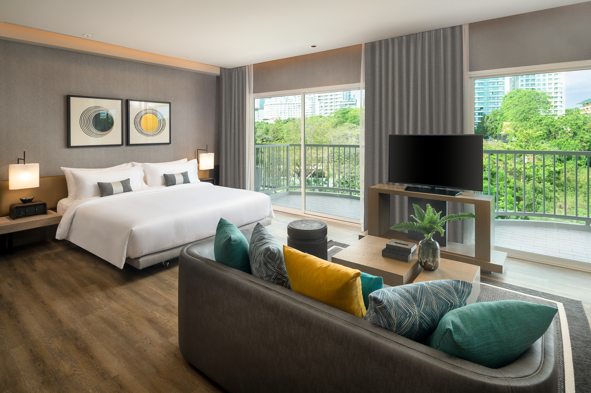 Suite City View King Bed