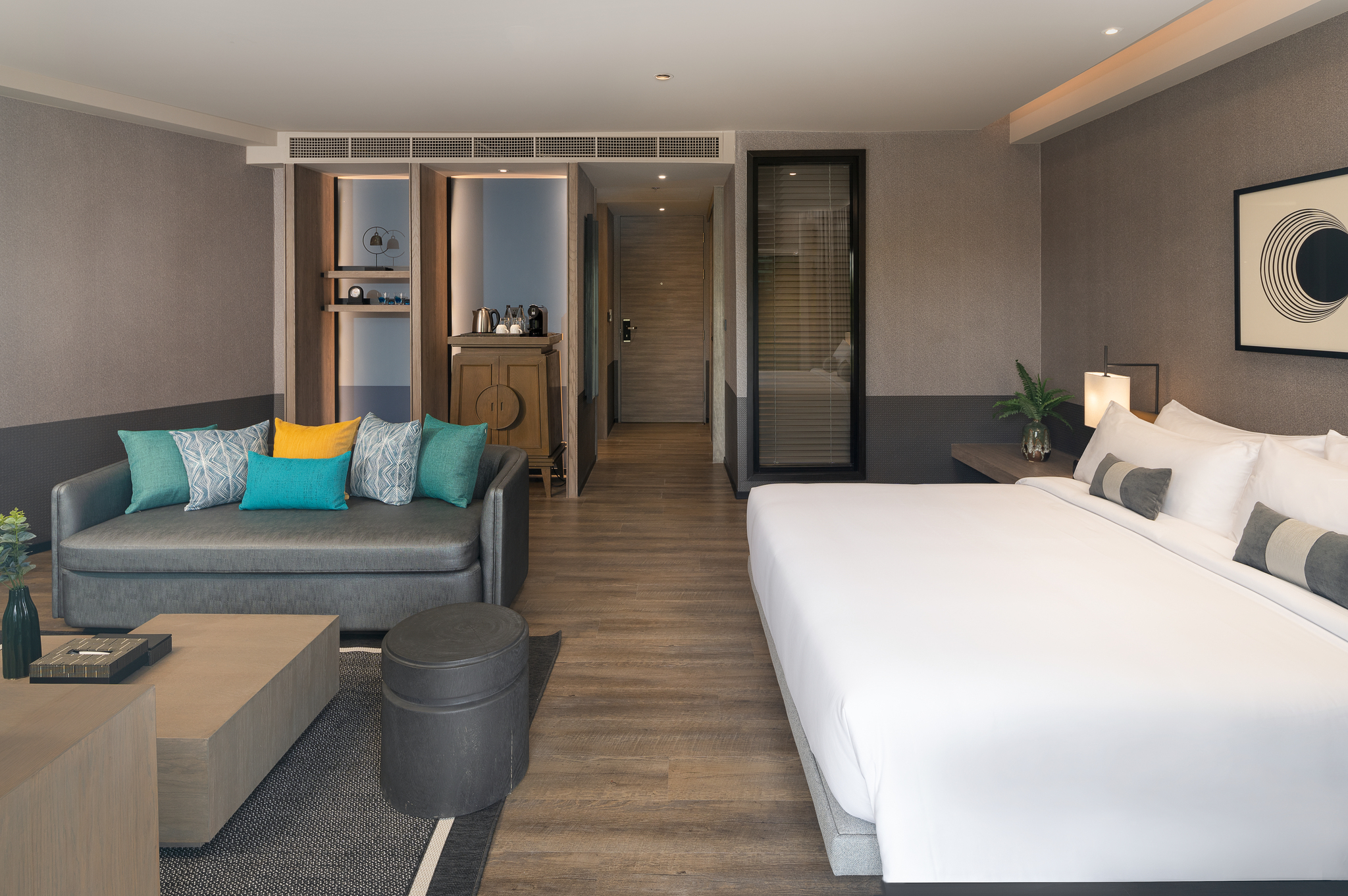 Suite City View King Bed