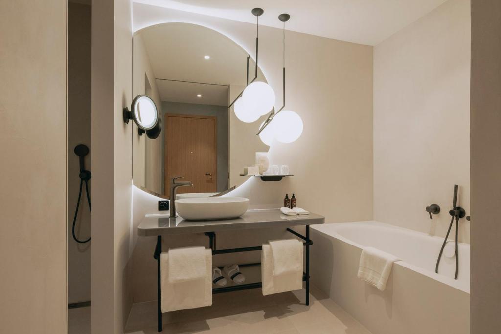 Junior Suite Capacity 1