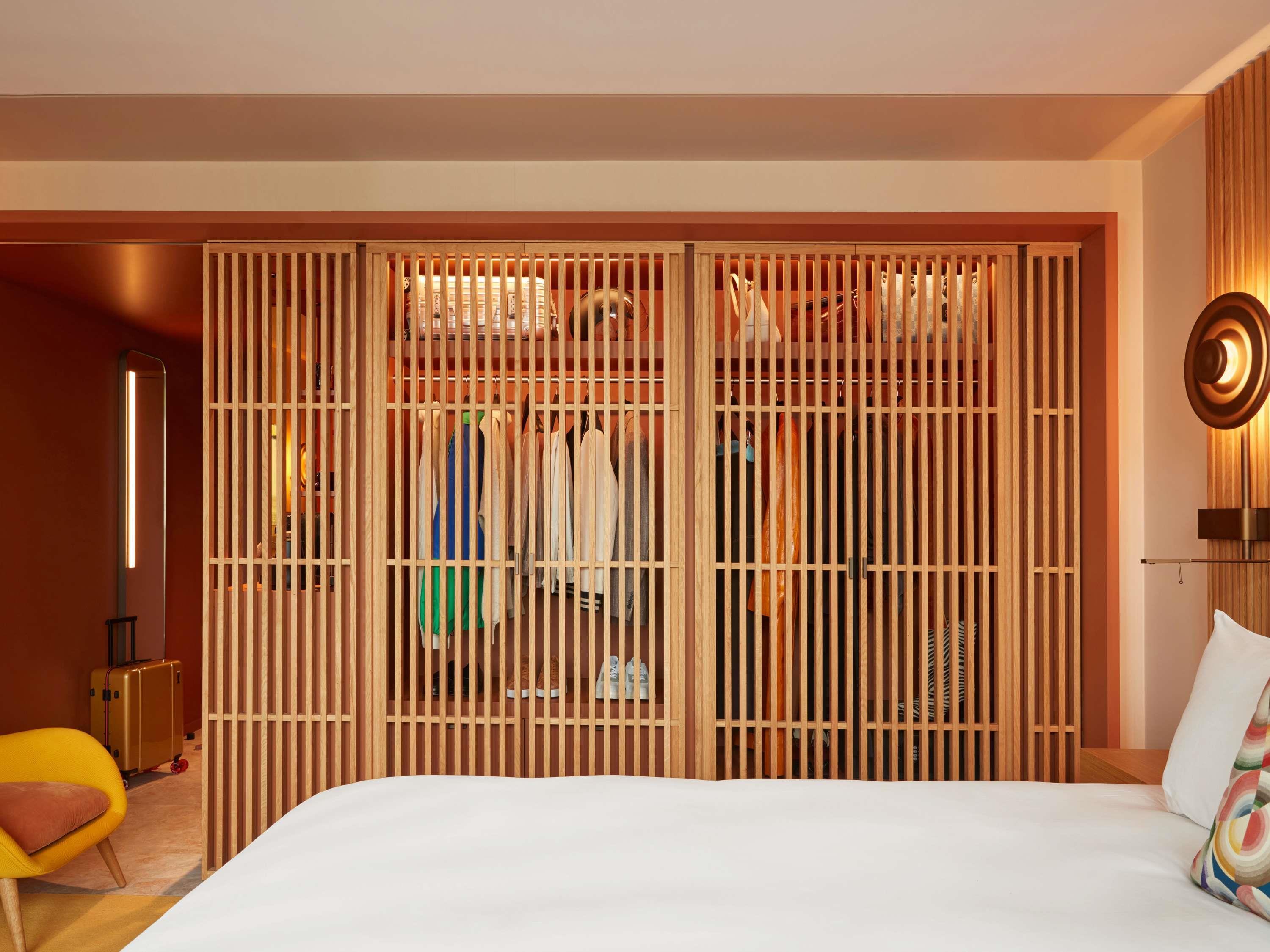 Double King Size Bed