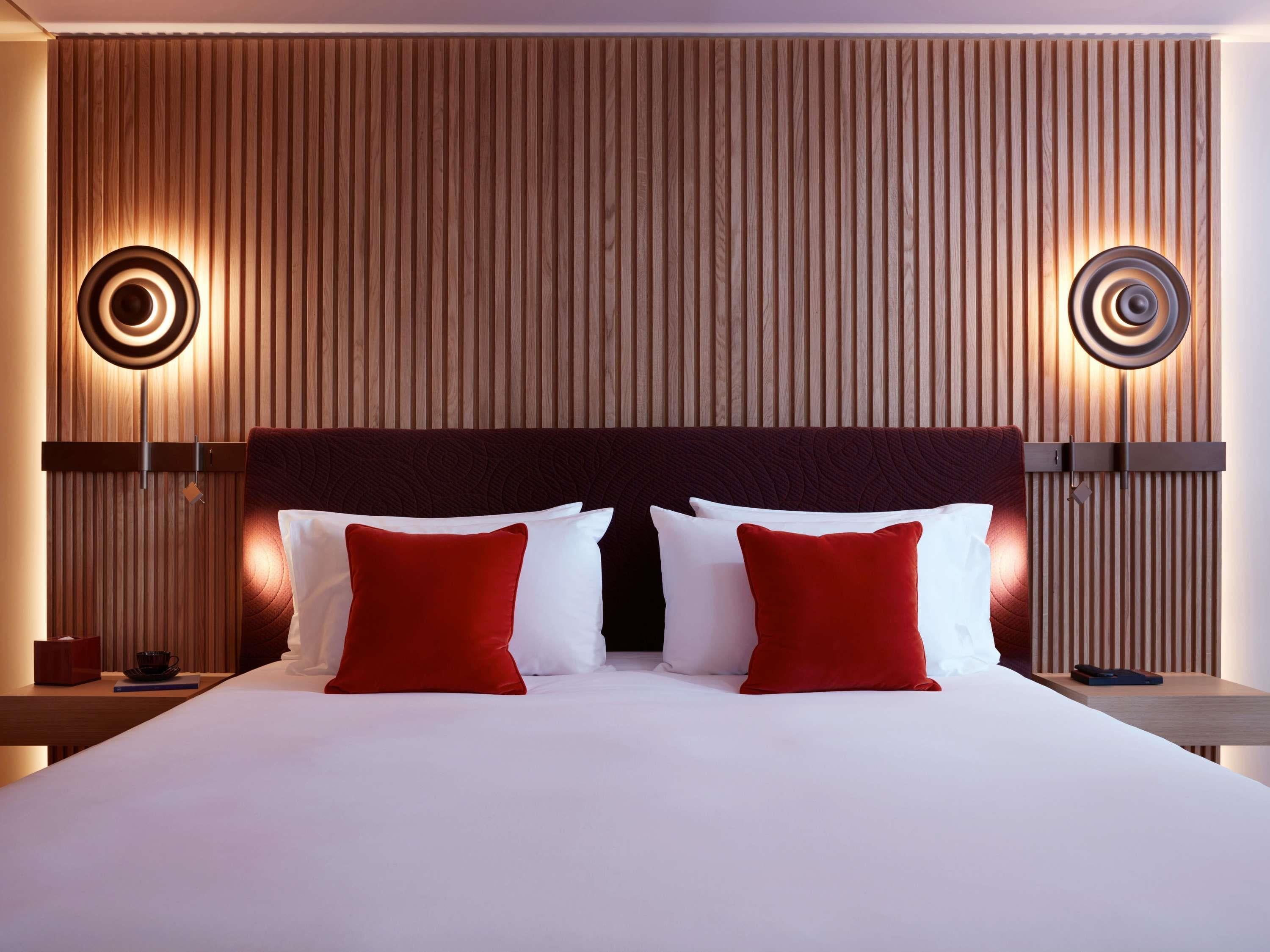 Studio King Size Bed