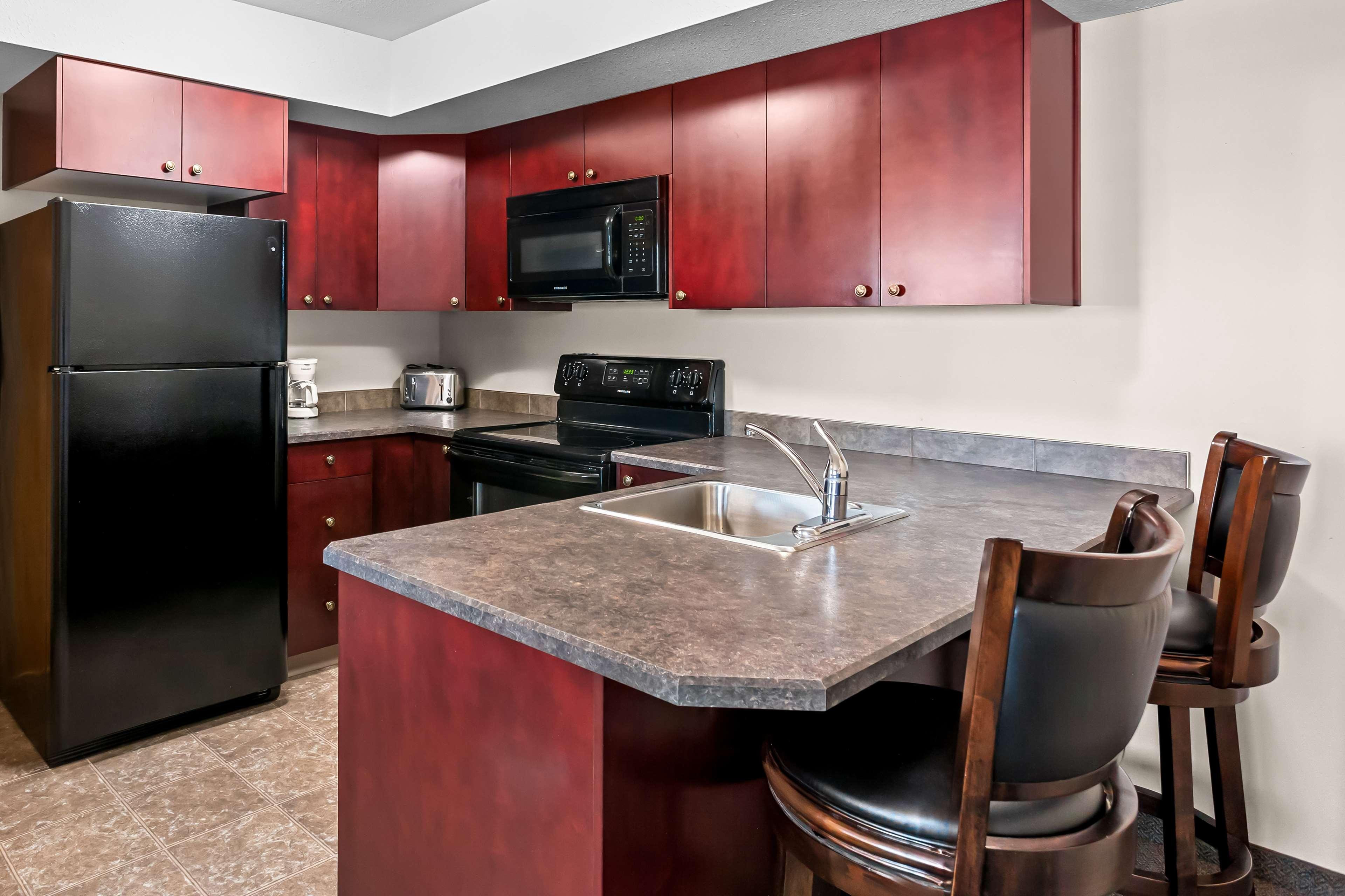 Suite Queen Size Bed