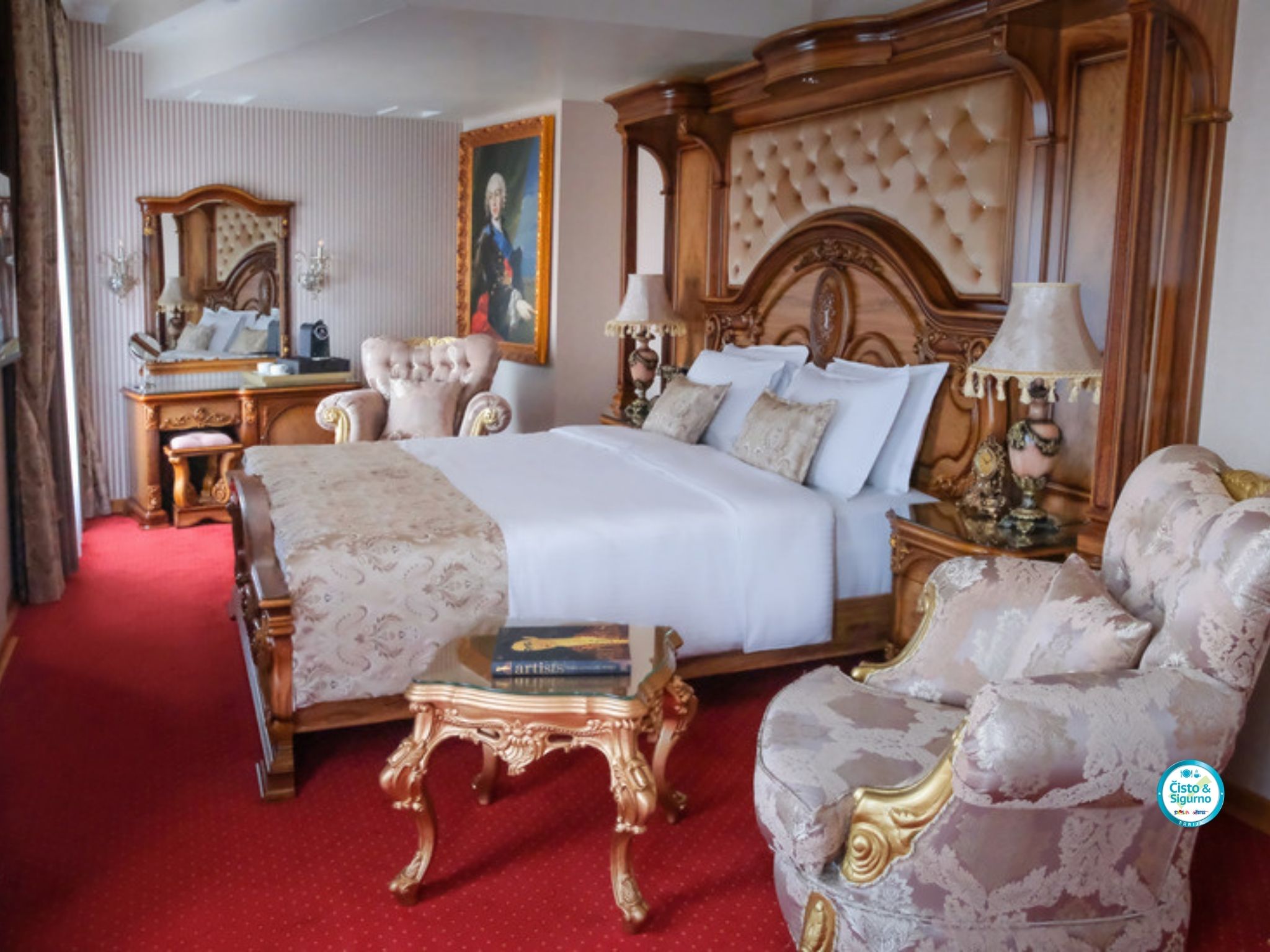 Double Deluxe King Bed