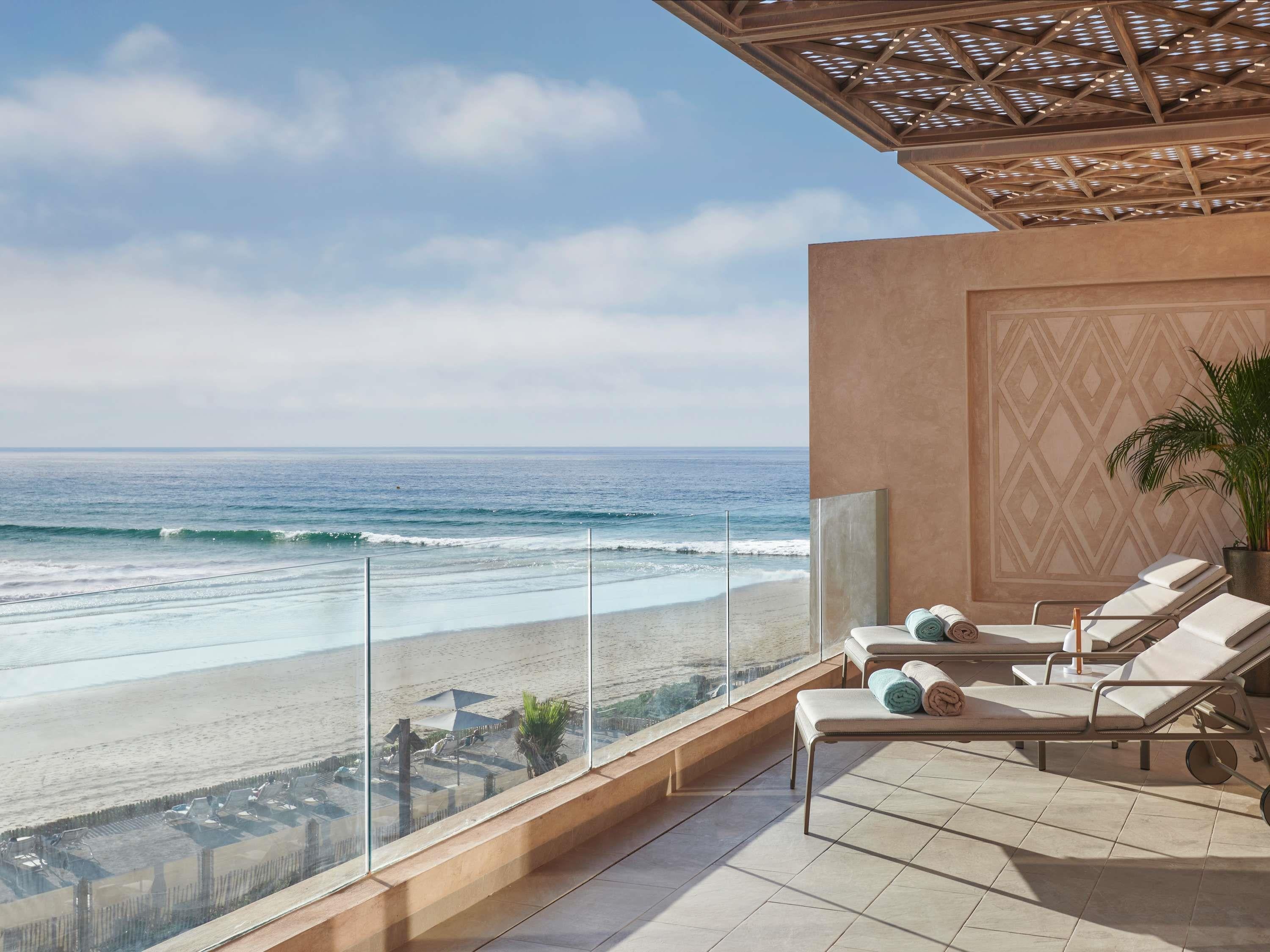 Room Deluxe Ocean View