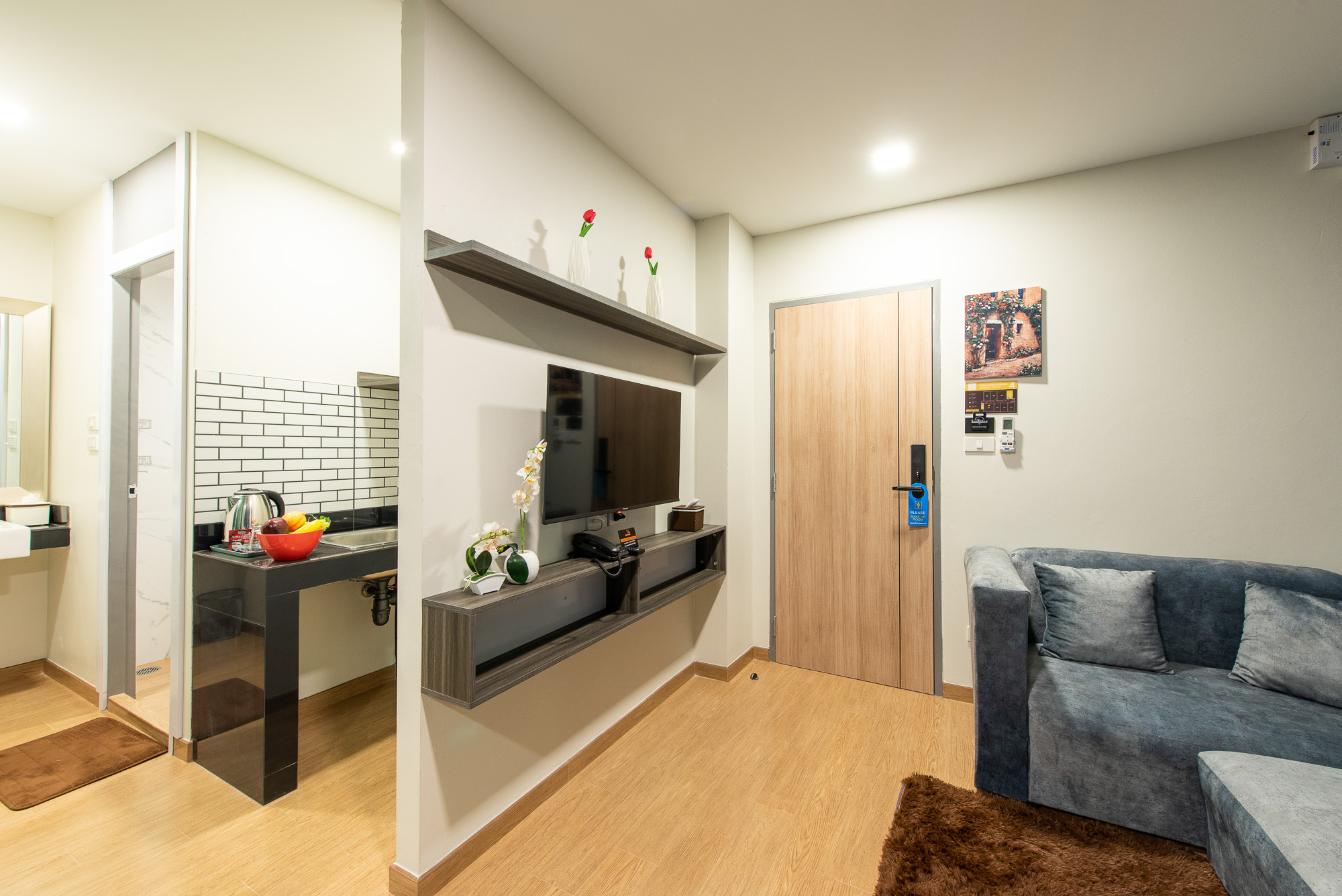 Family Room Three Beds