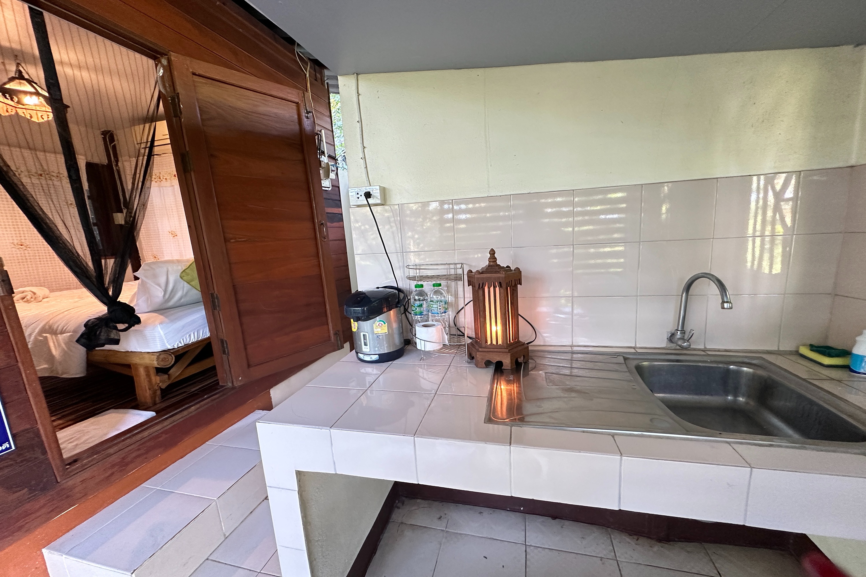 Single with Air Conditioning