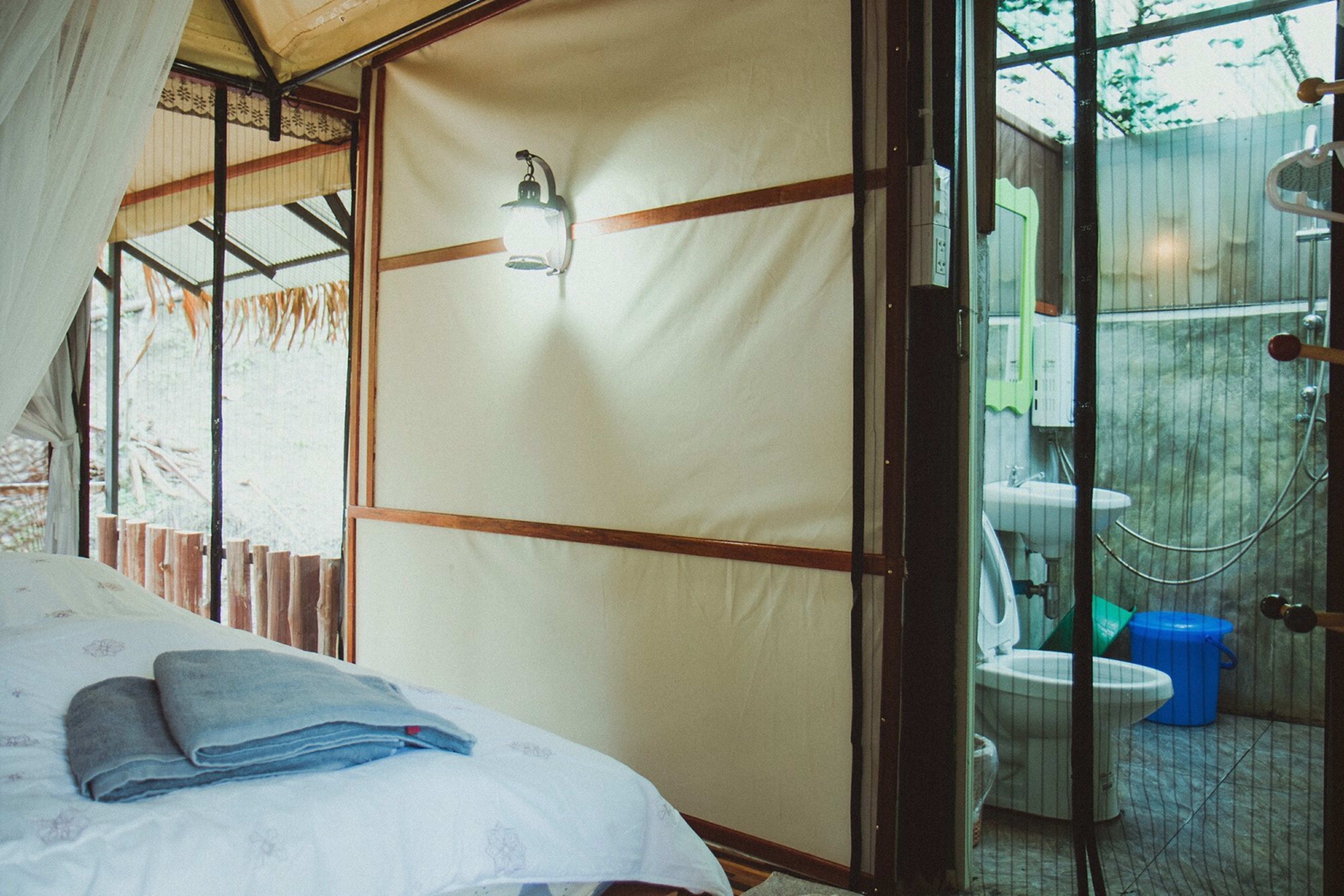 Tent No Air Conditioning