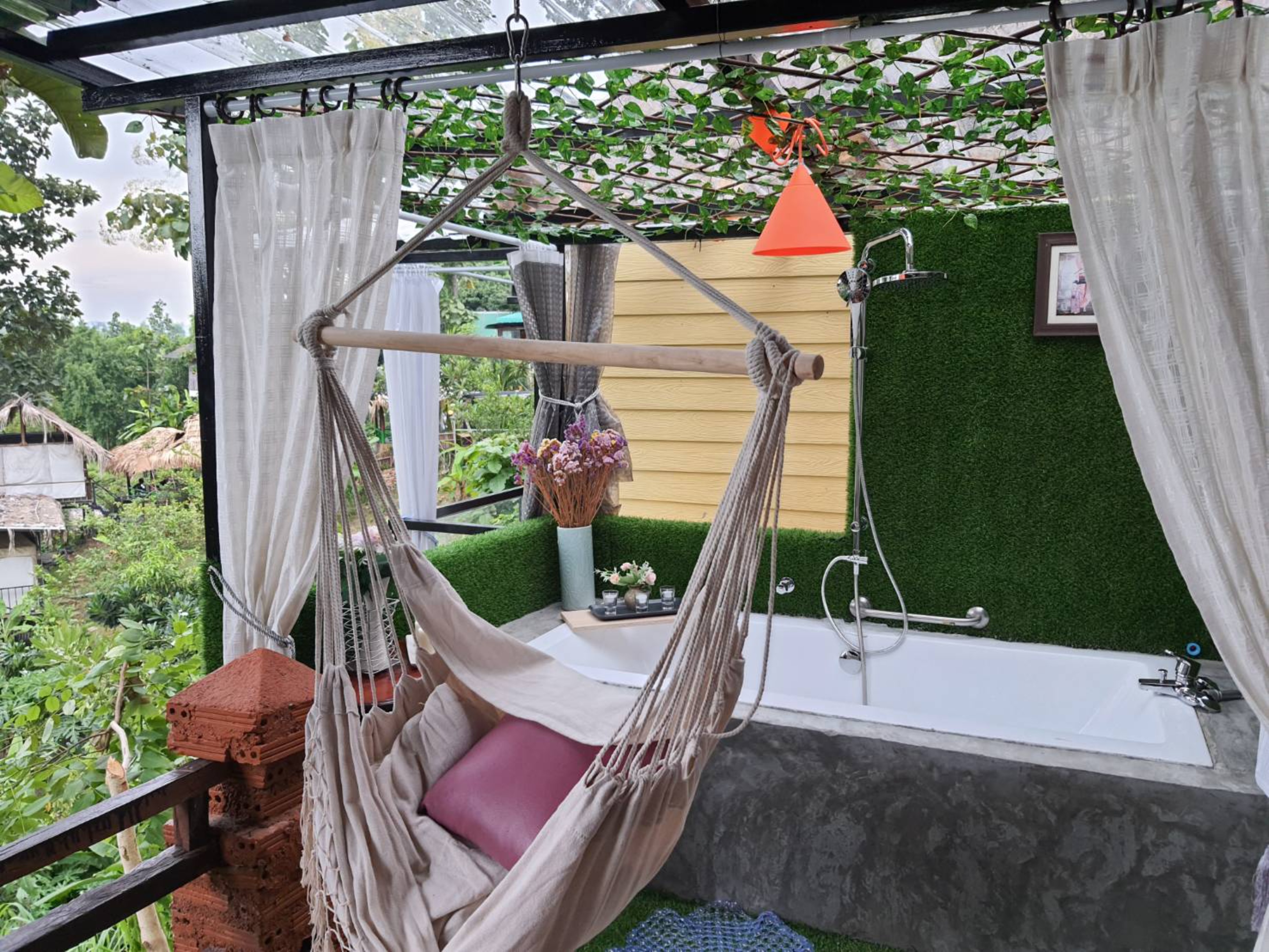 Double Superior King Bed