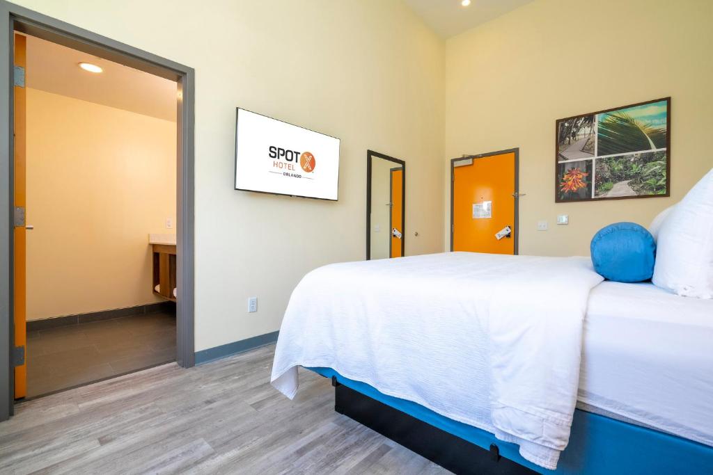 Room King Size Bed