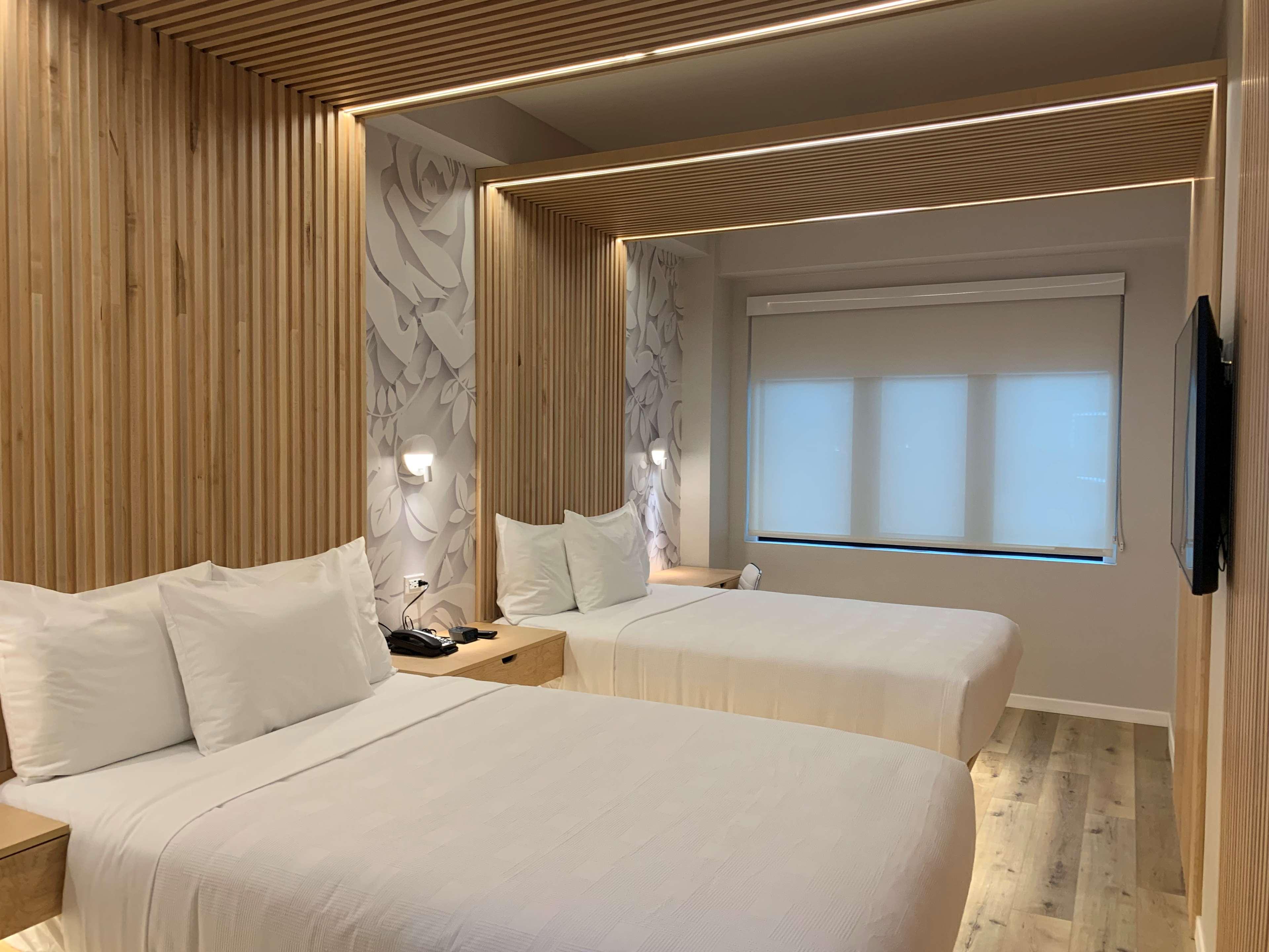 Room Two Double Beds