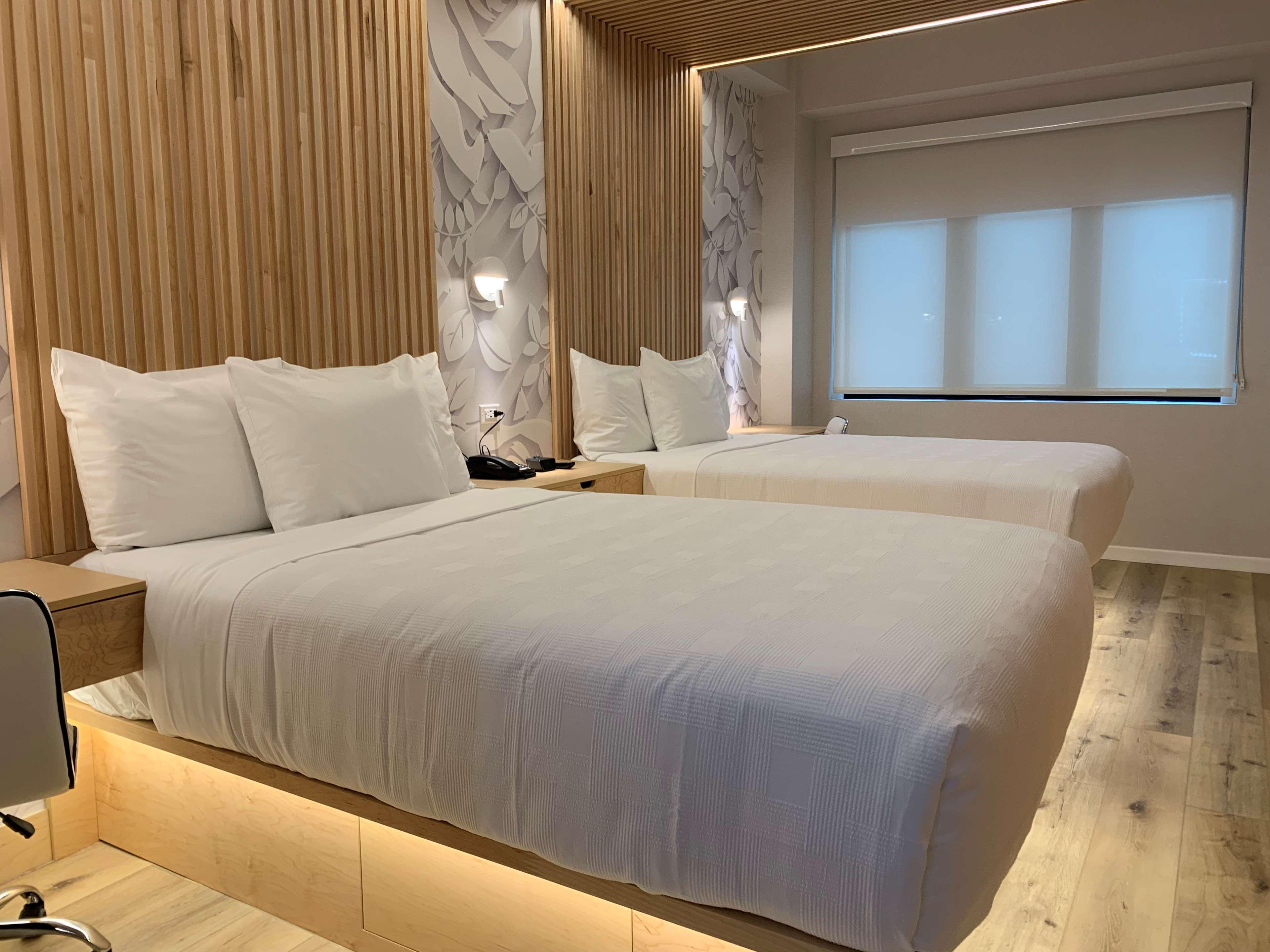 Room Two Double Beds