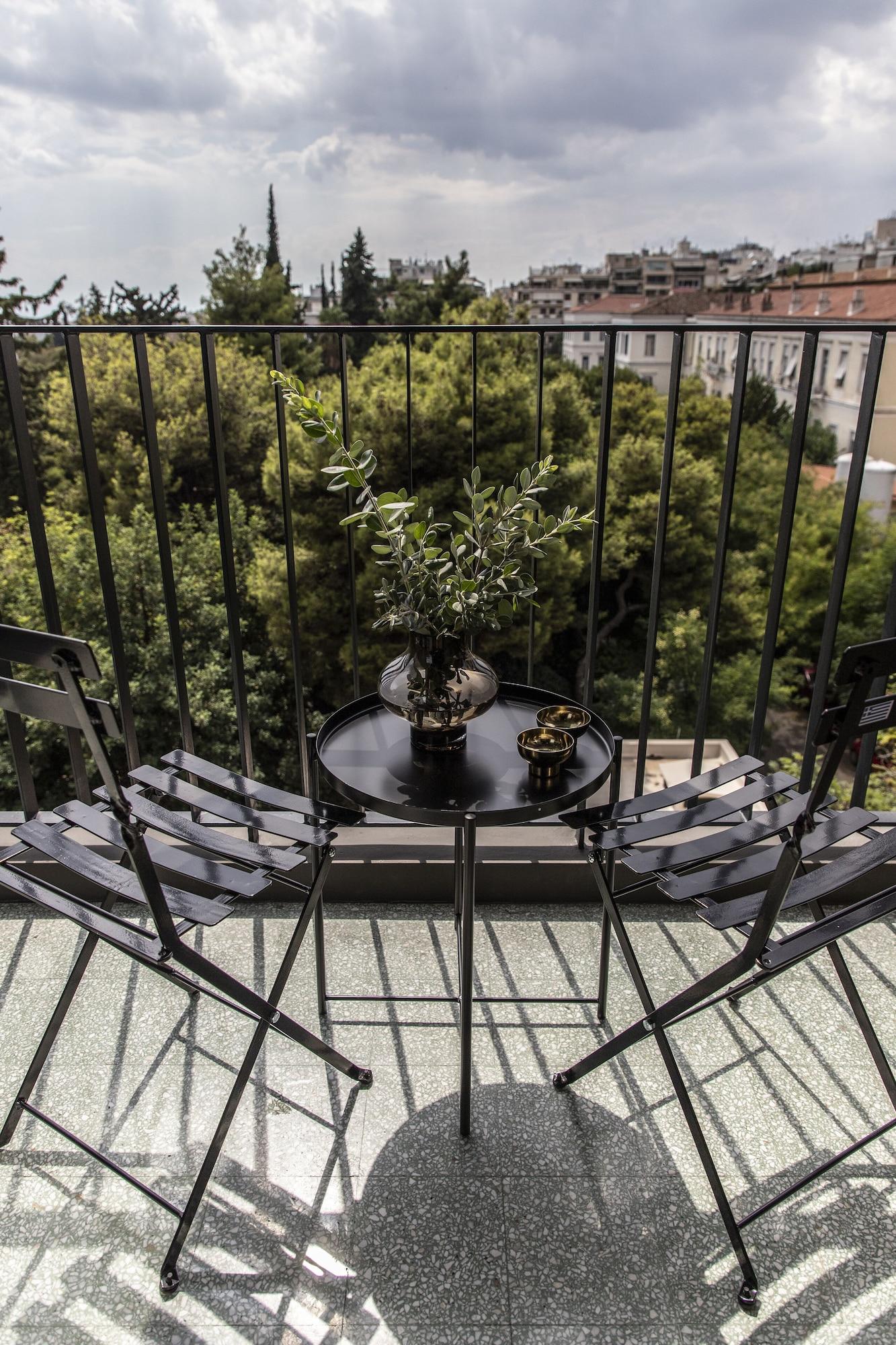 Triple Deluxe City View