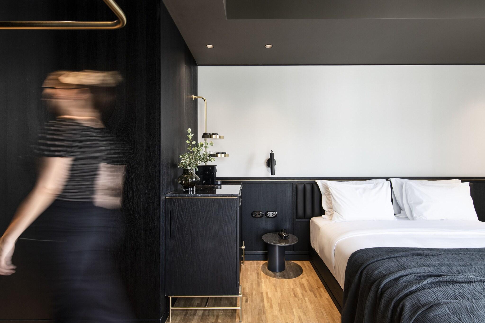 Twin Deluxe City View