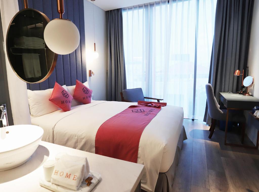 Double Superior Queen Bed