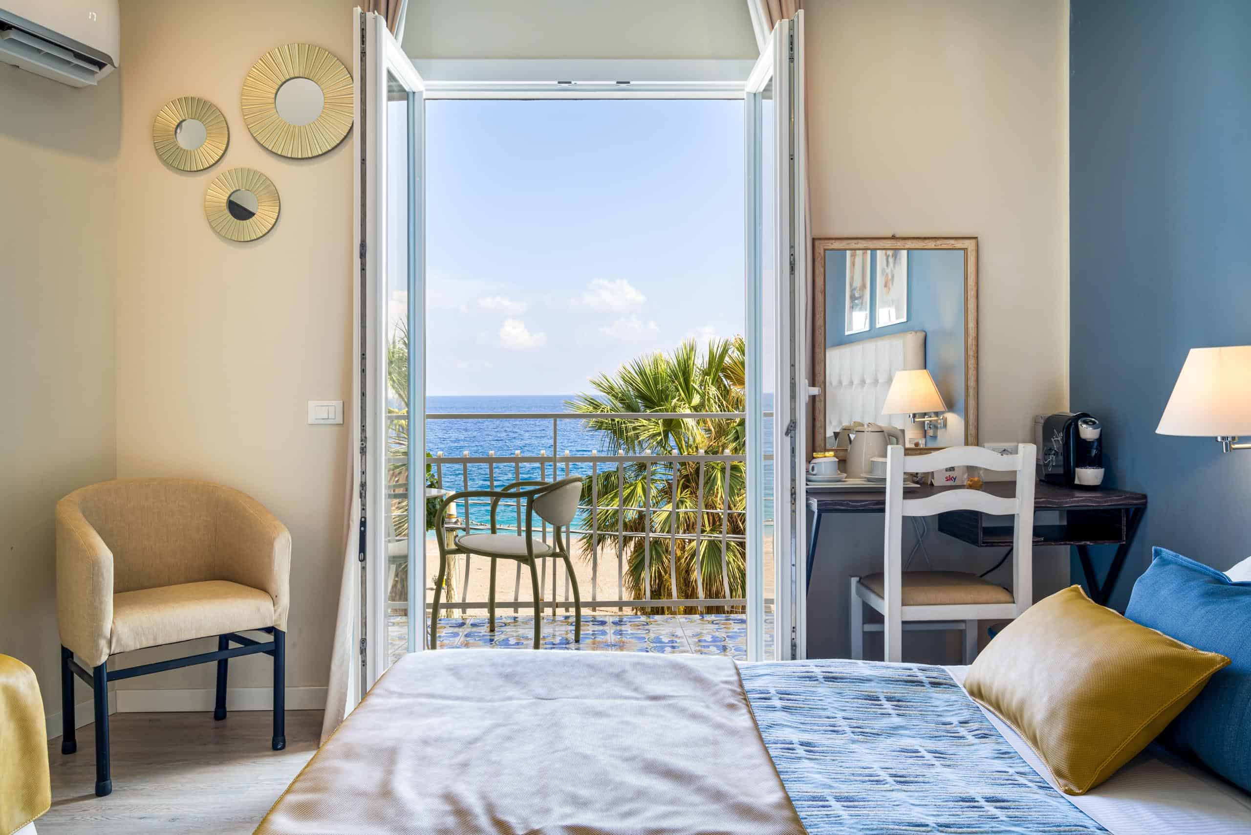 Triple Superior Sea Front