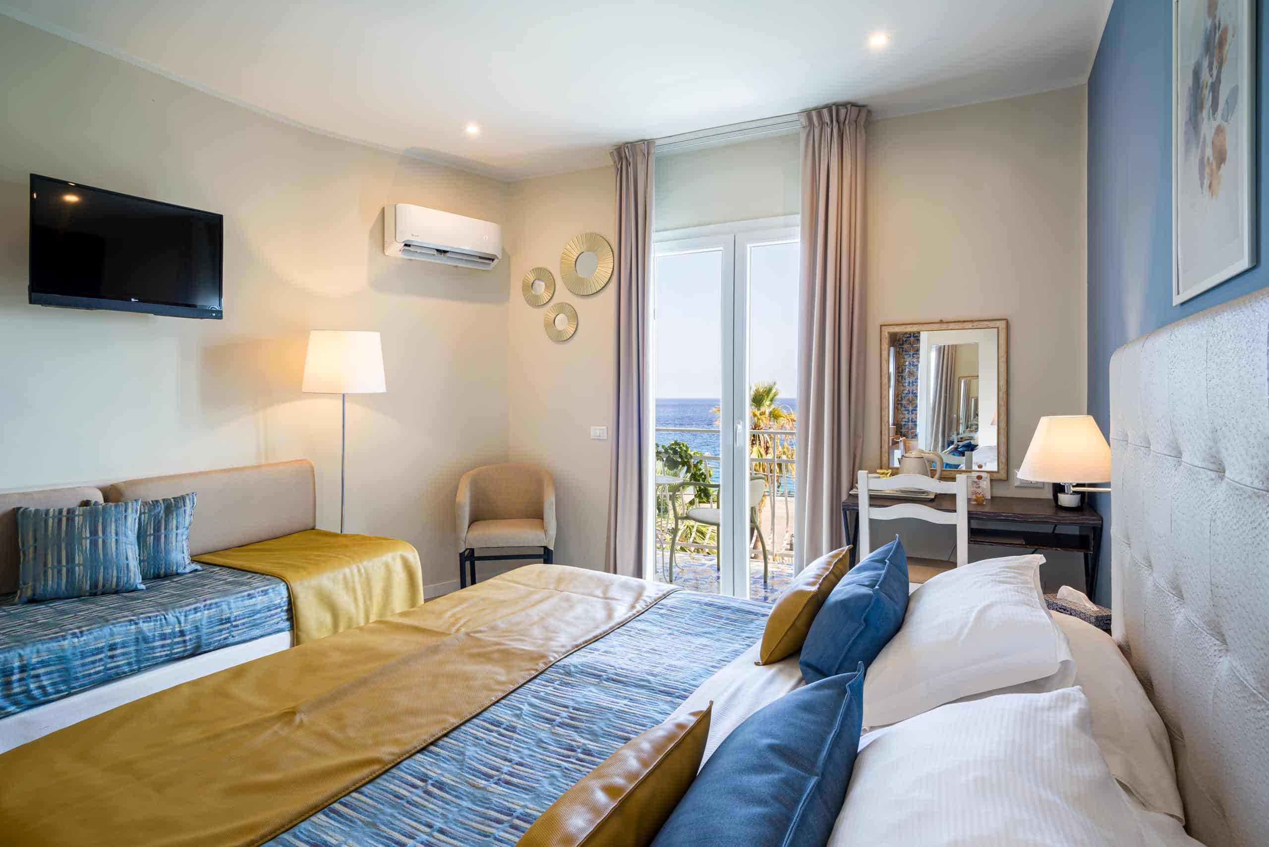 Triple Superior Sea Front