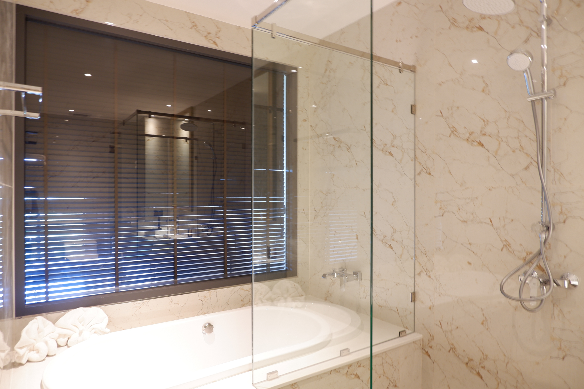 Suite Executive King Bed