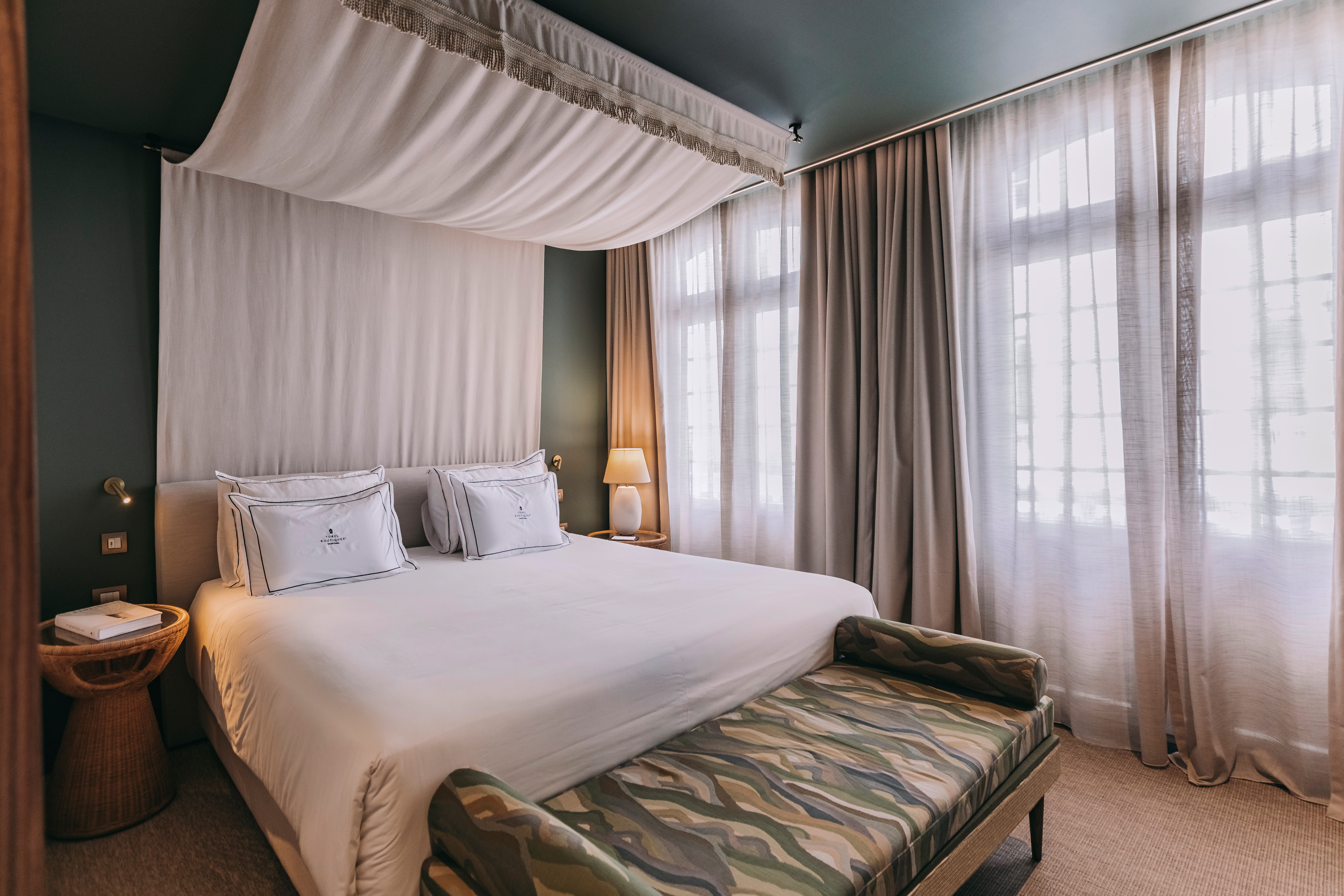 Double Executive Superior