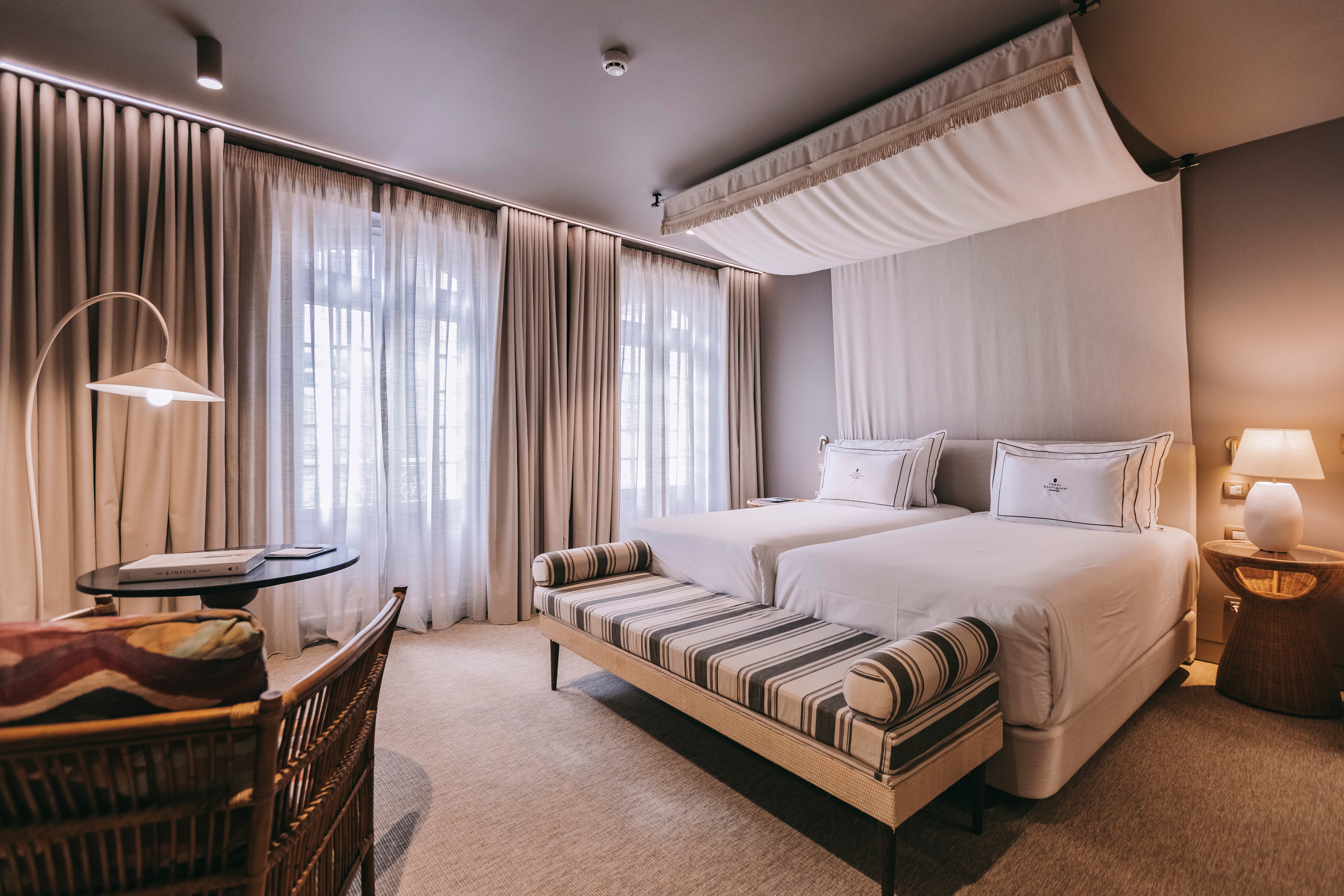 Double Executive Superior