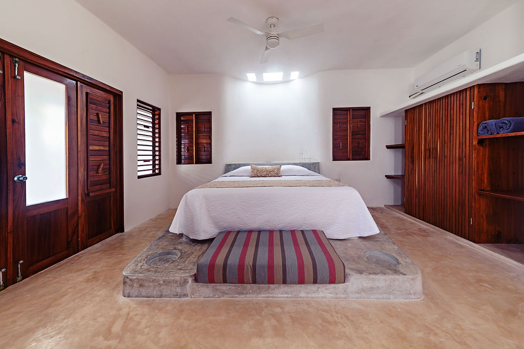 Suite Deluxe King Bed