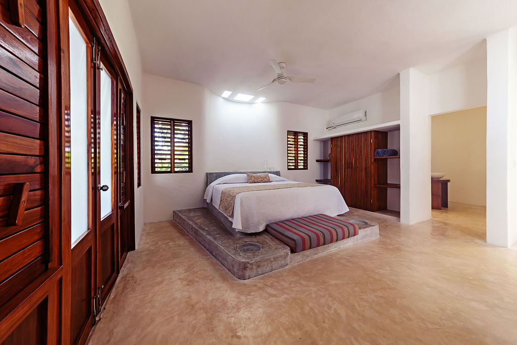 Suite Deluxe King Bed