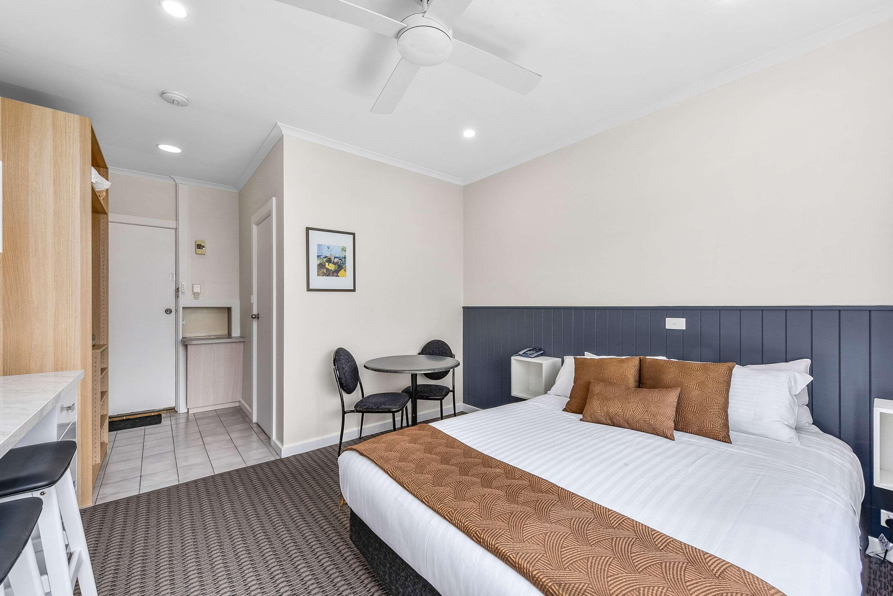 Double Queen Size Bed