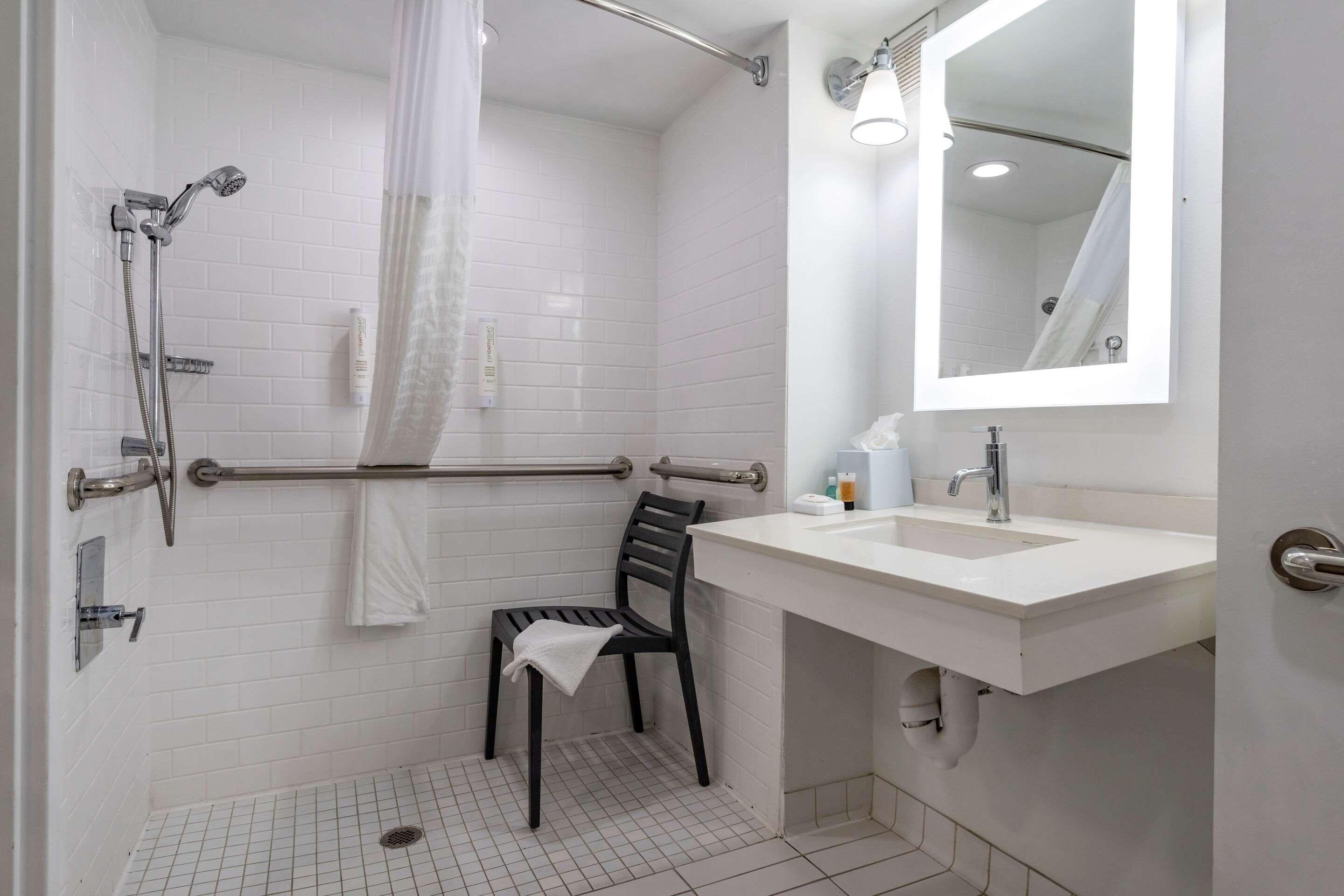 Double Accessible King Size Bed