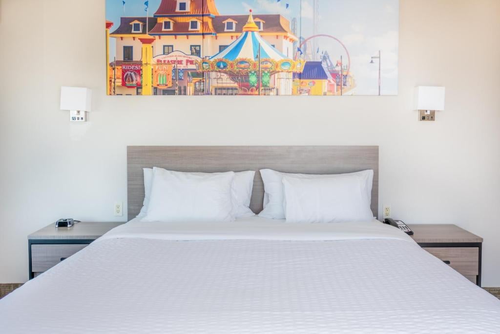 Double Accessible King Size Bed