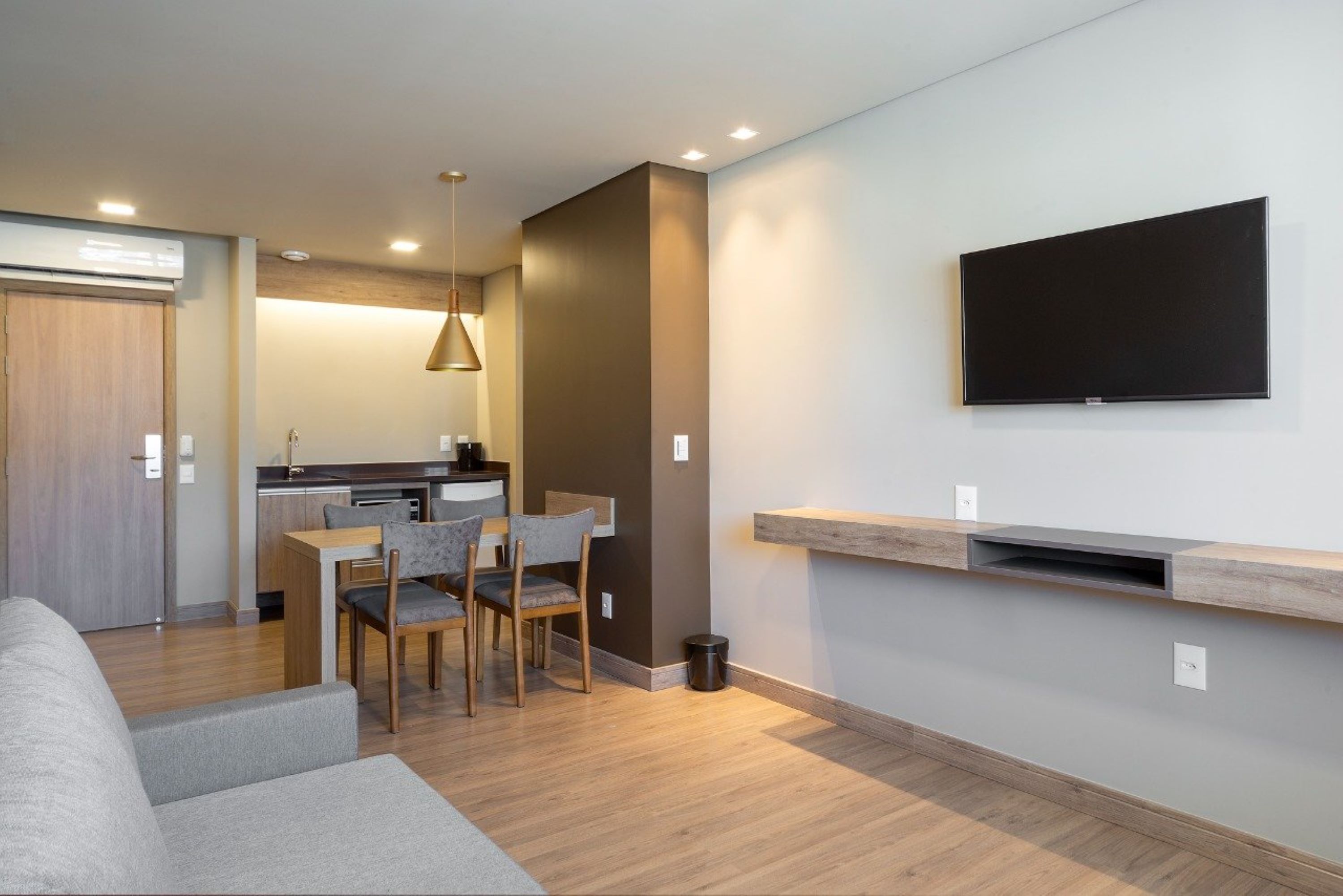 Family Room Capacity 1