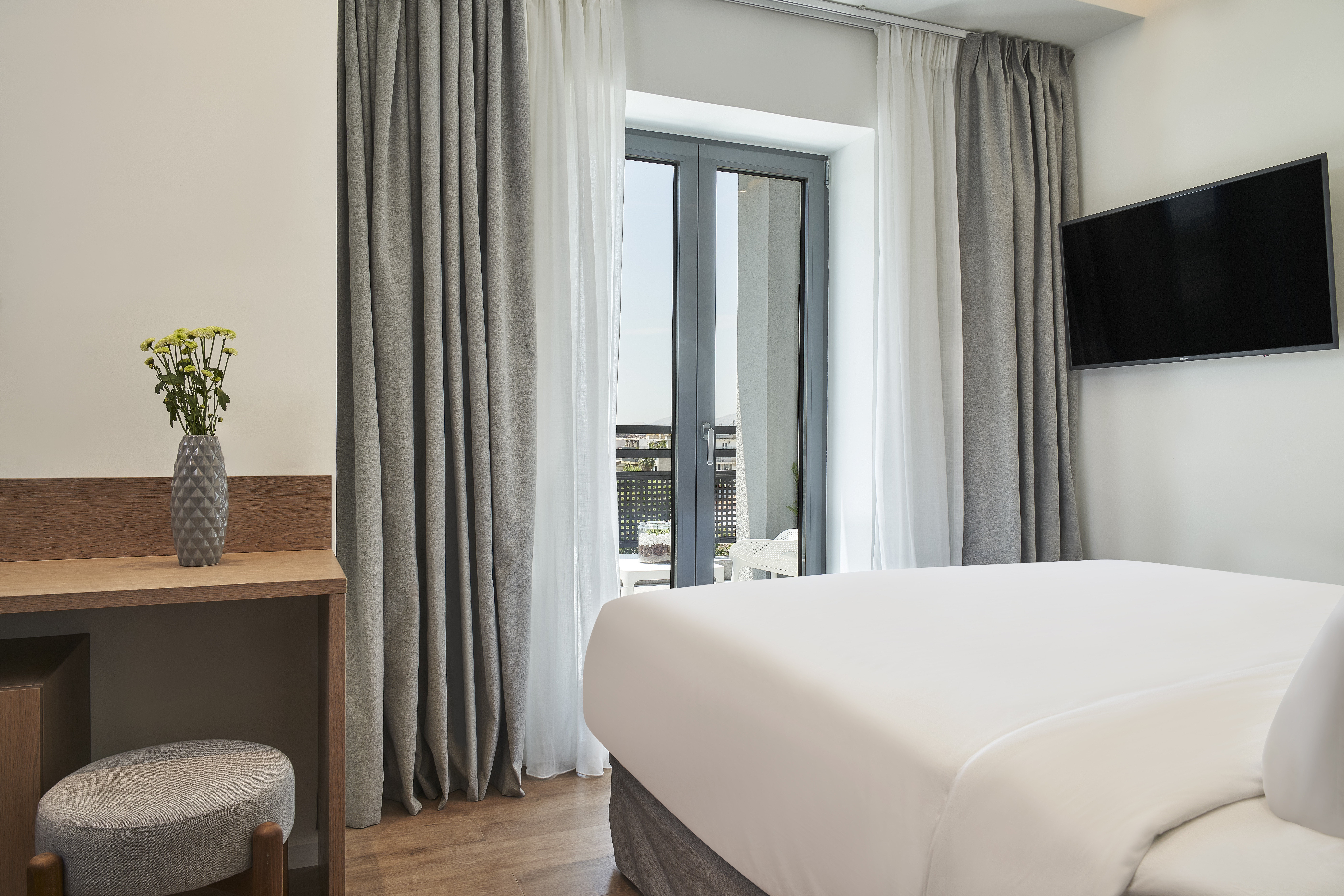 Double or Twin Deluxe