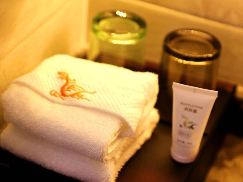 Double Business King Bed