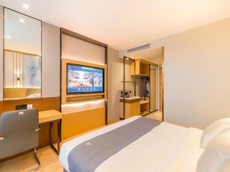 Double Business King Bed