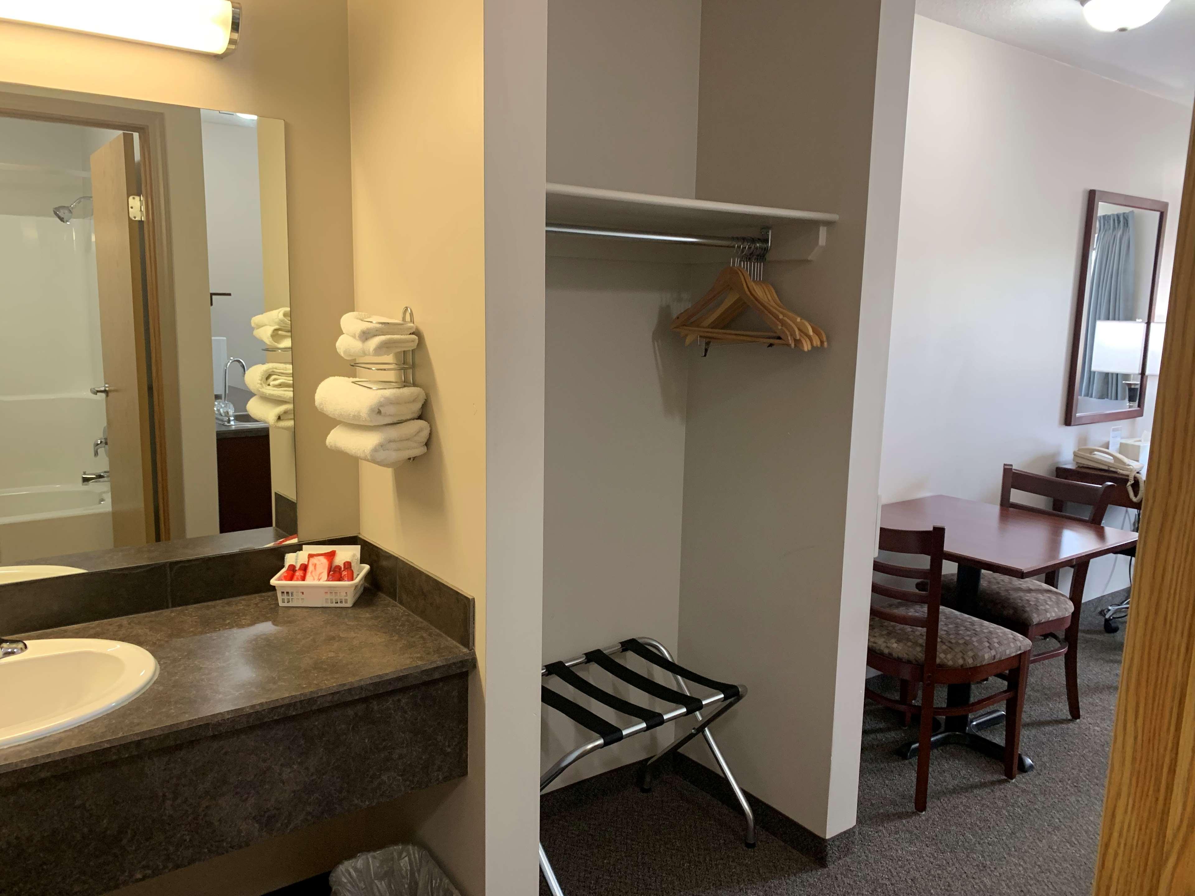 Room Two Queen Beds Non Smoking