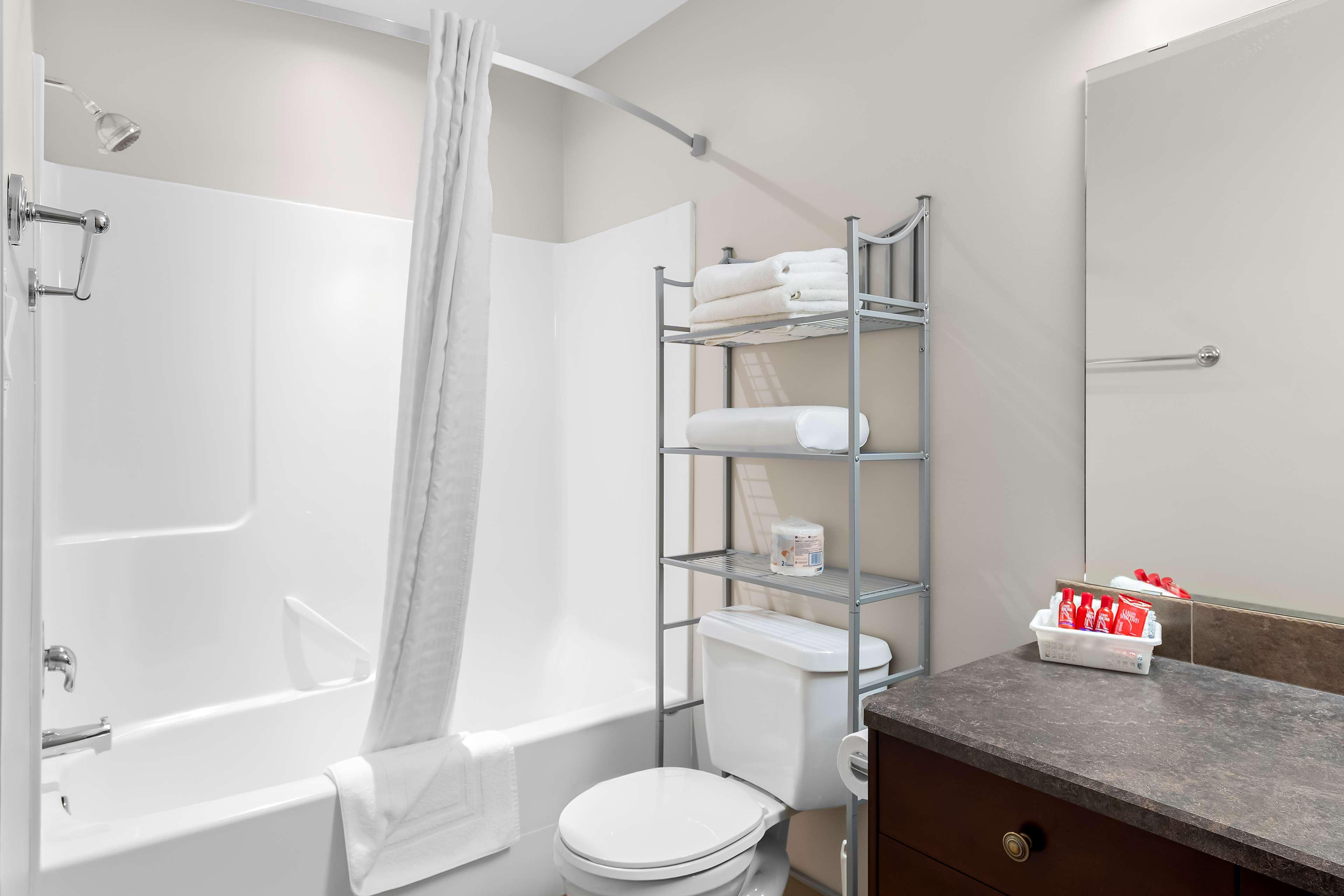 Suite Queen Bed Non Smoking