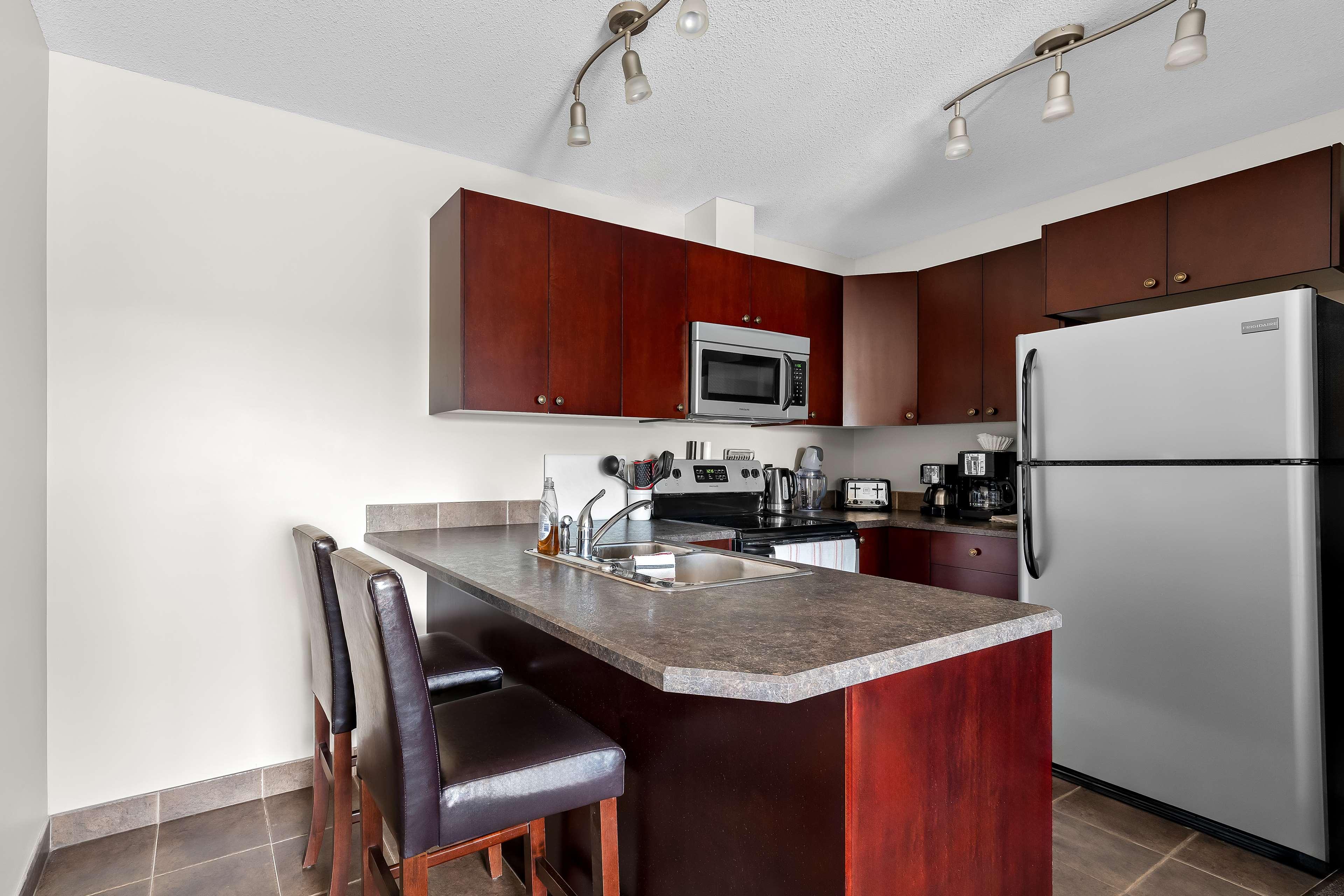 Suite Queen Bed Non Smoking