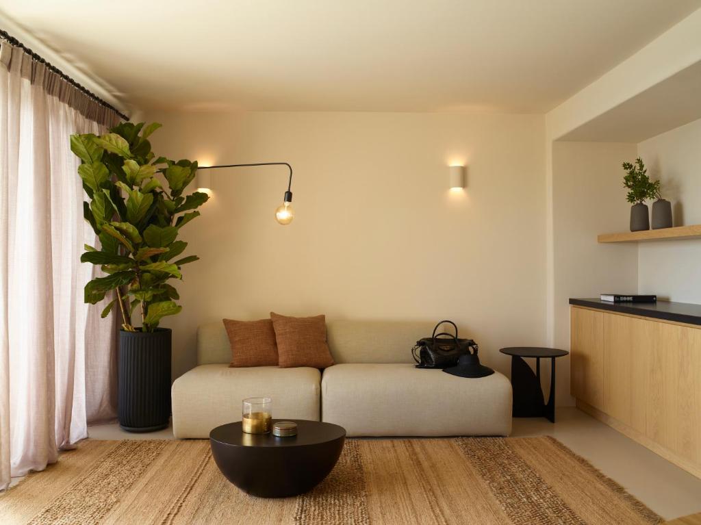 Suite with Private Pool