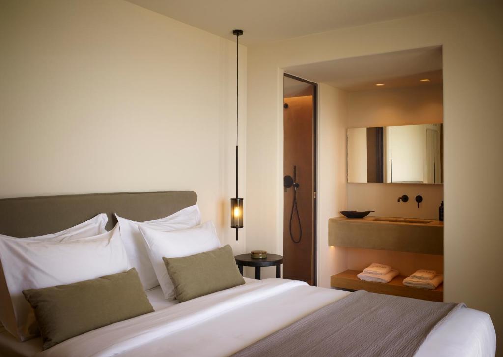 Double Deluxe with Private Pool