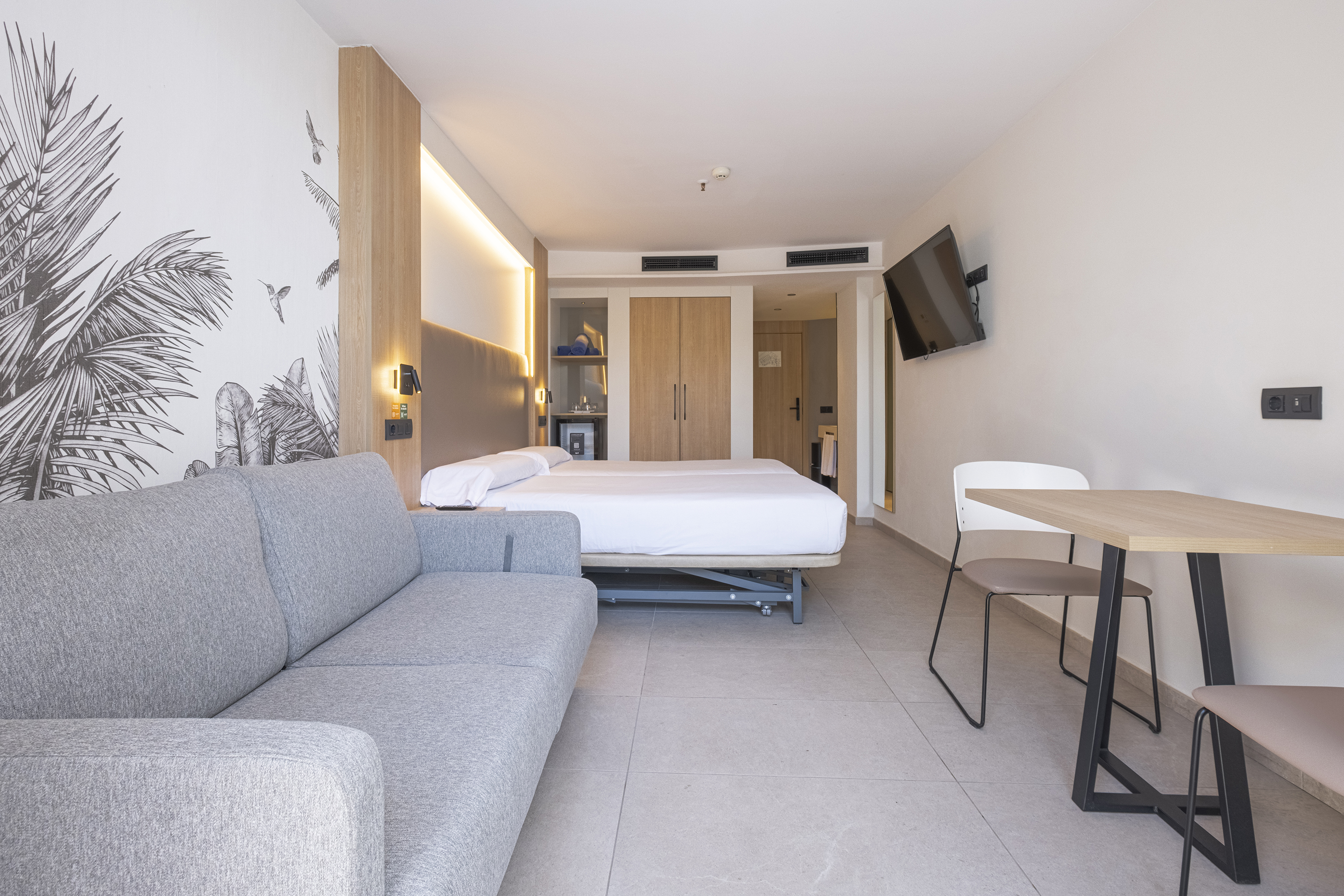 Double or Twin Capacity 2