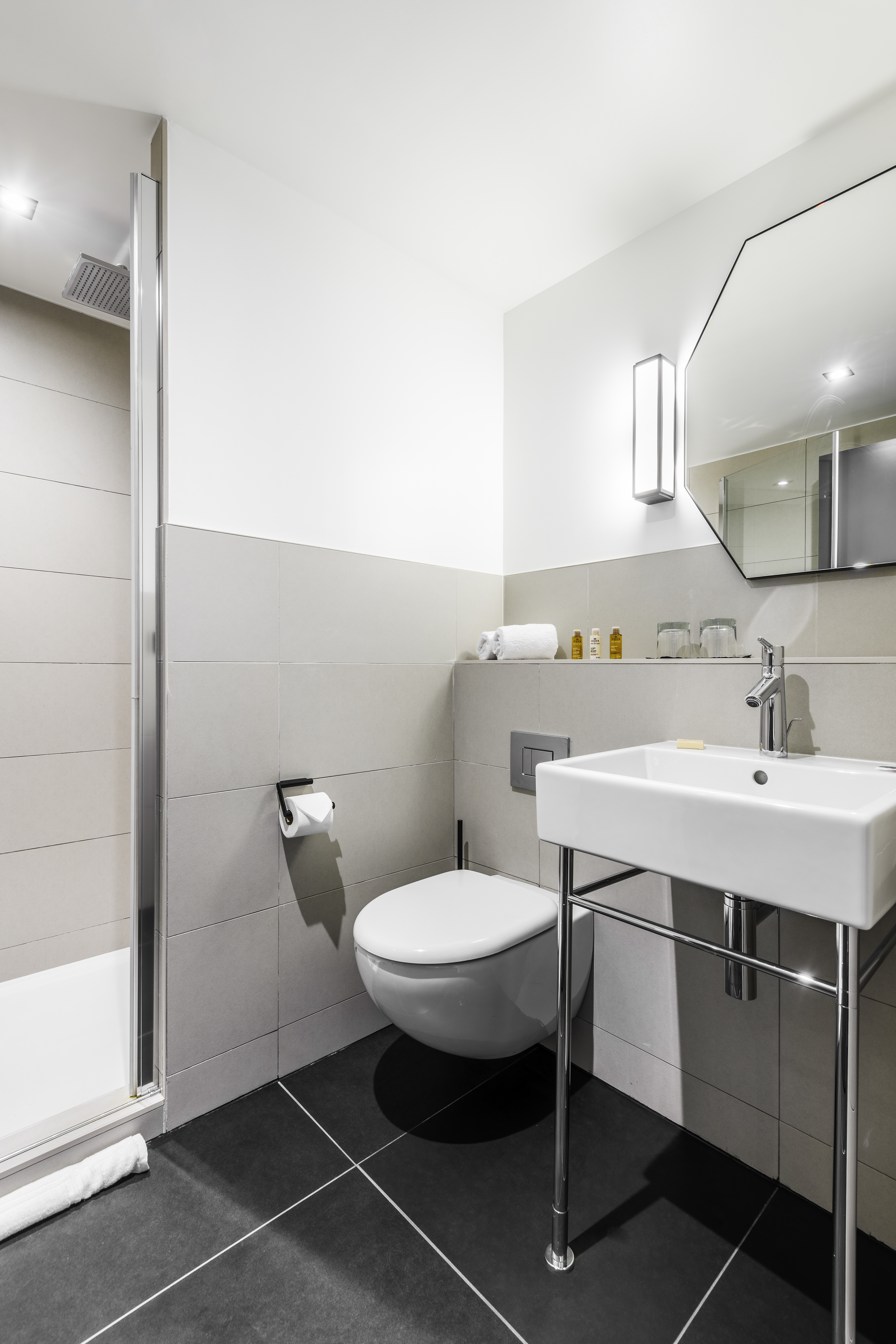 Junior Suite King Size Bed