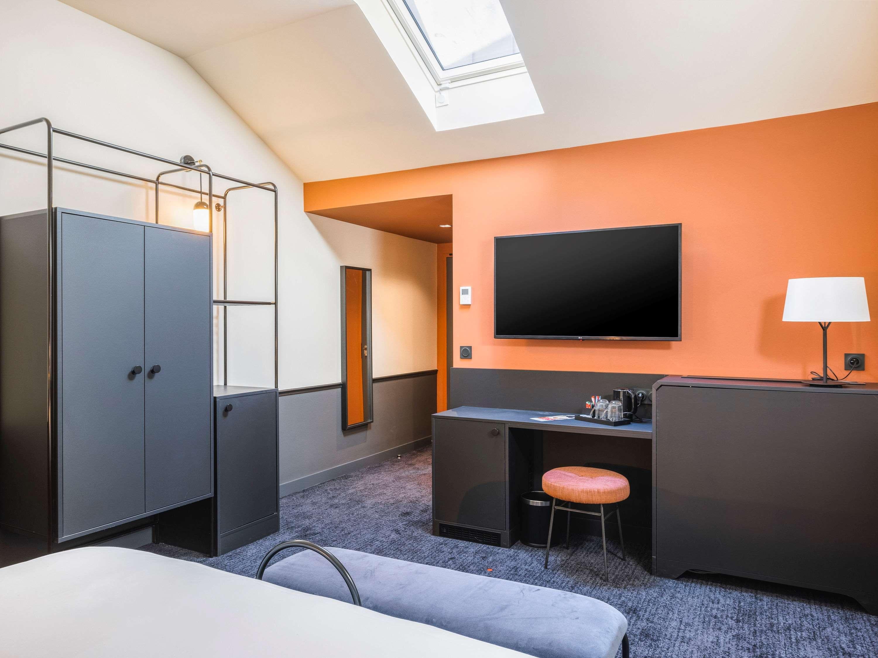 Junior Suite King Size Bed