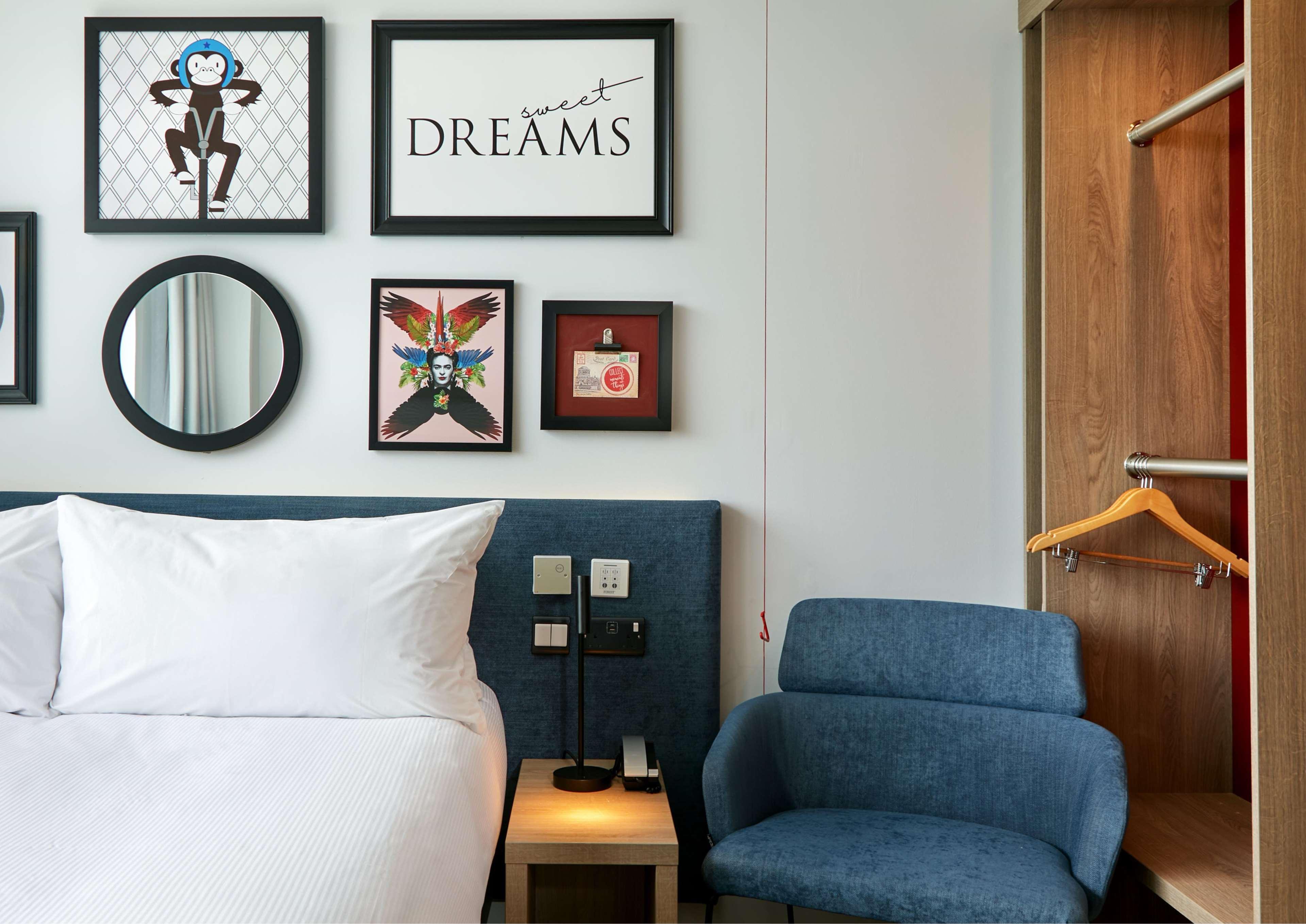 Double Accessible-queen Size Bed