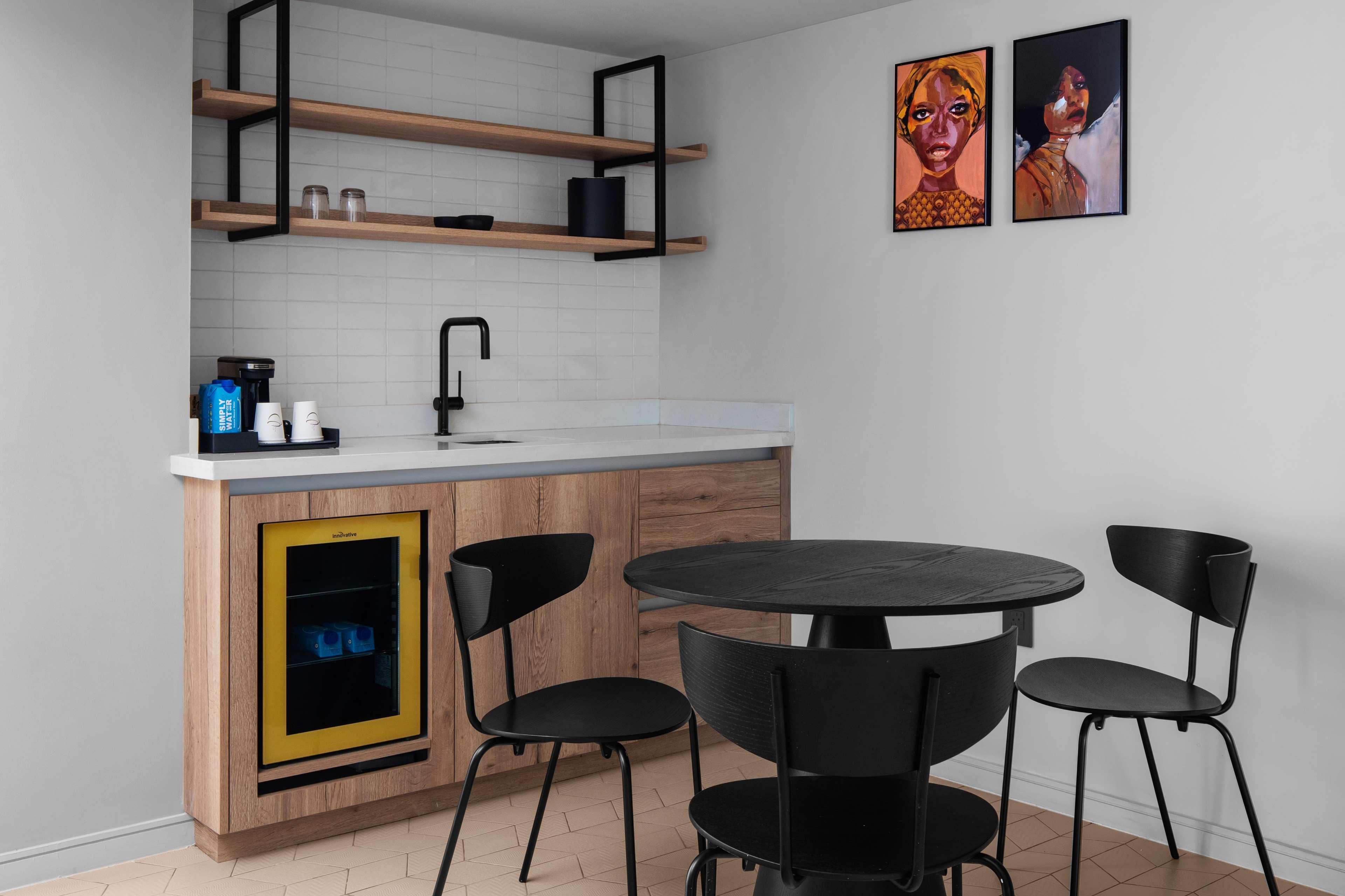 Suite King Bed One Bedroom 