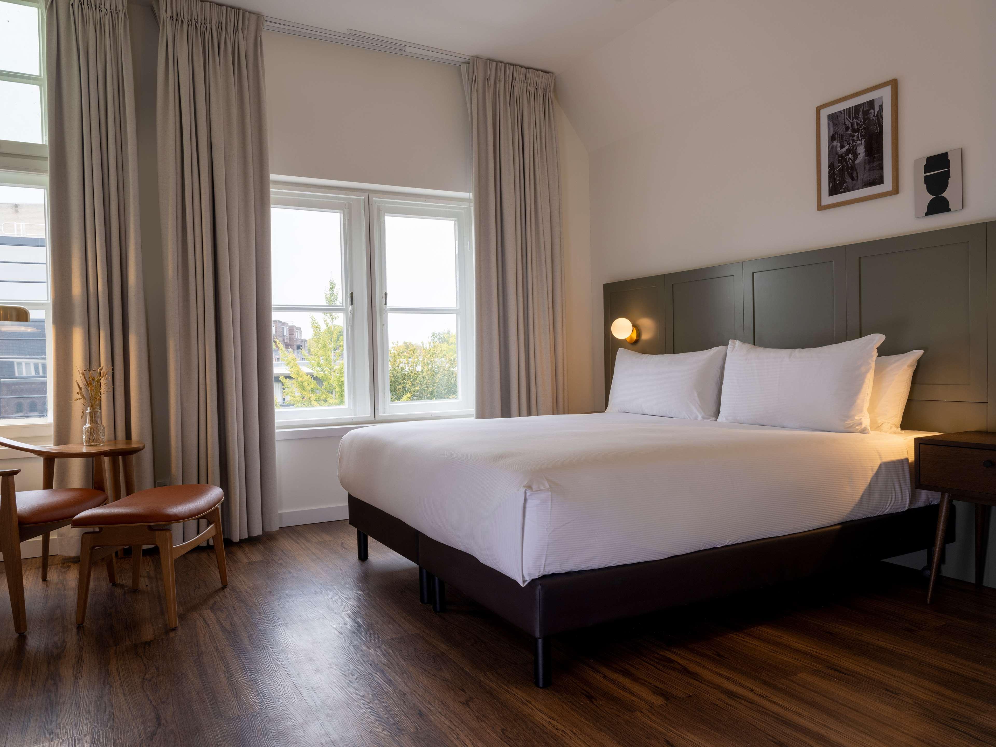 Family Room Connecting Room