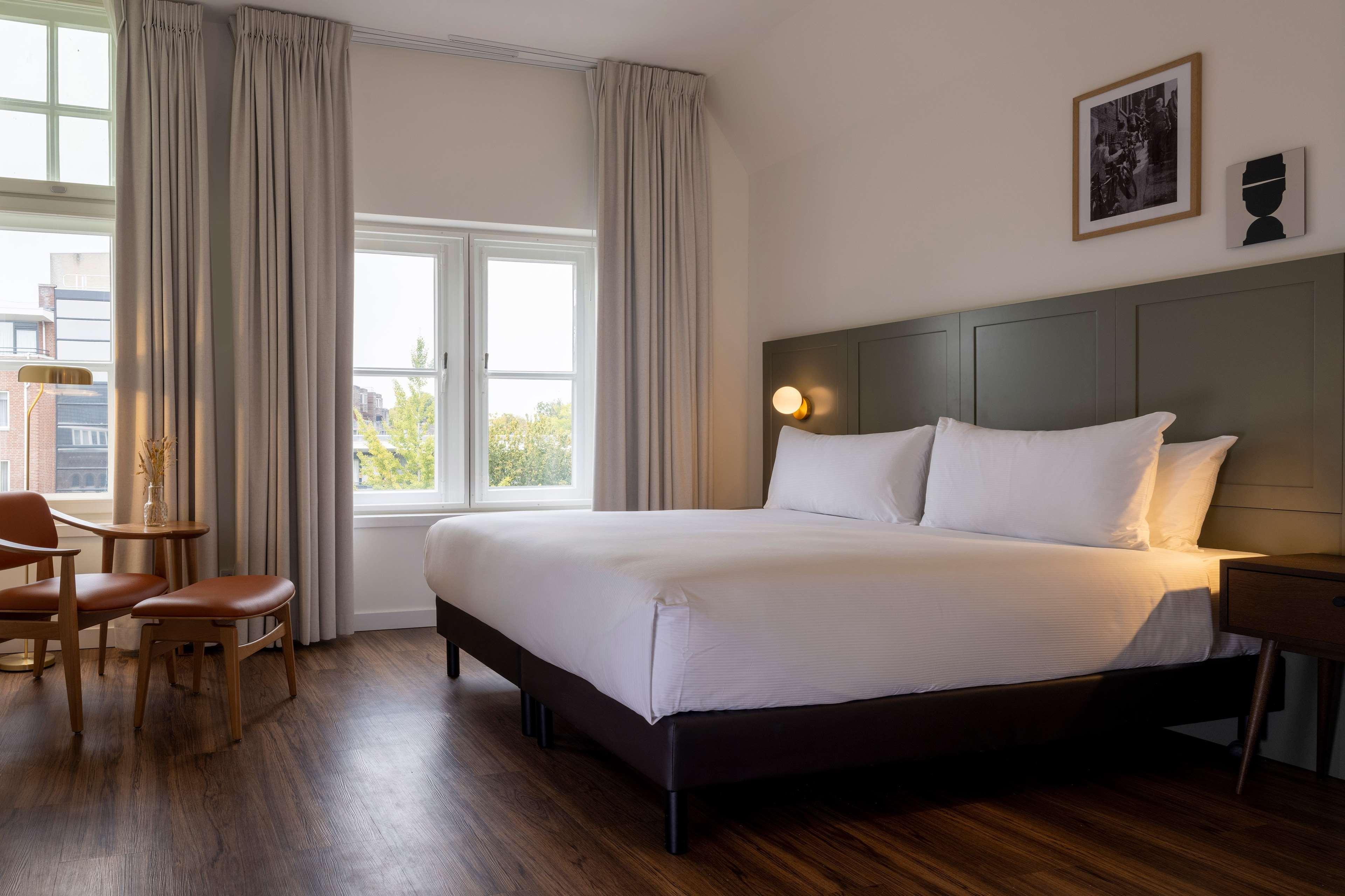 Family Room Connecting Room