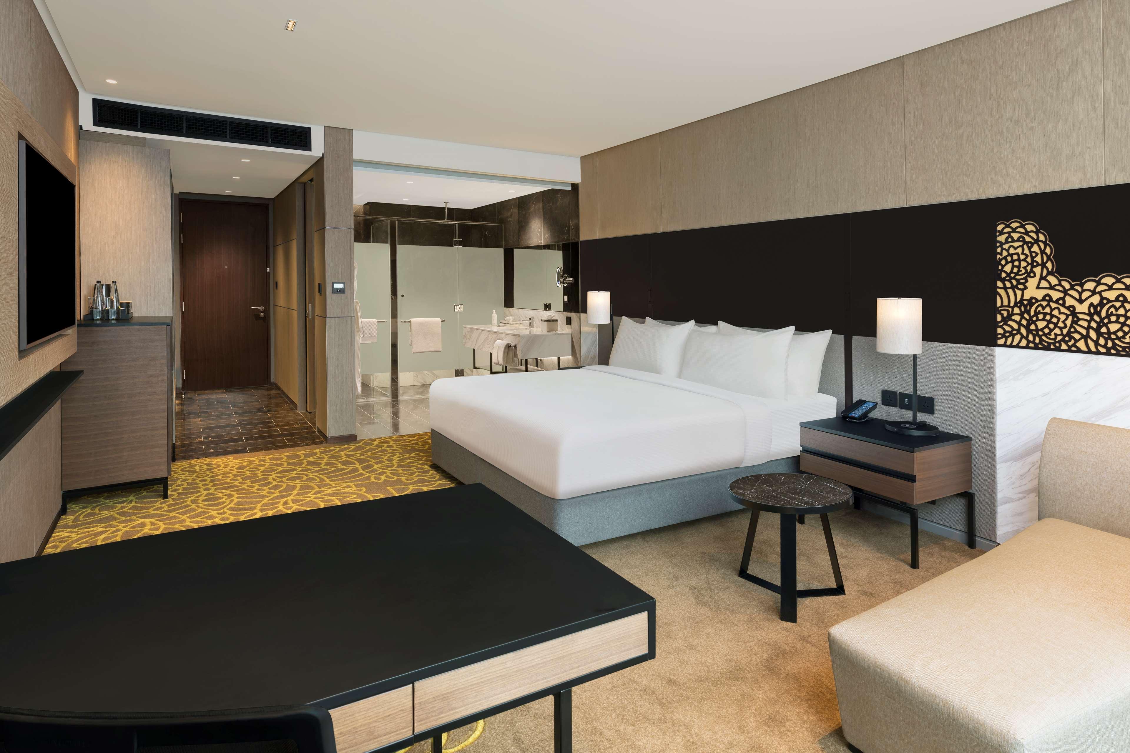 Double Executive King Bed