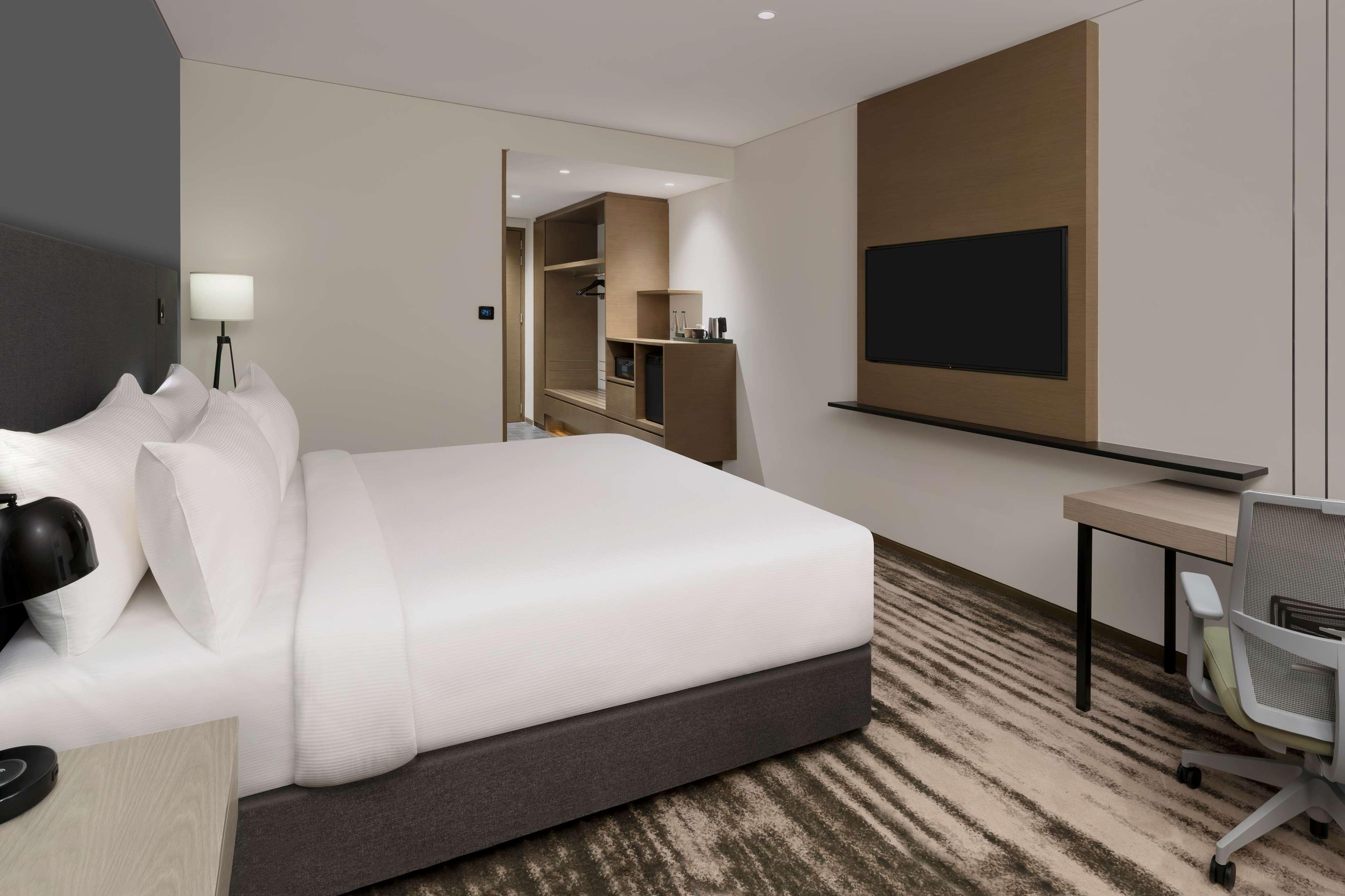 Double Superior King Bed